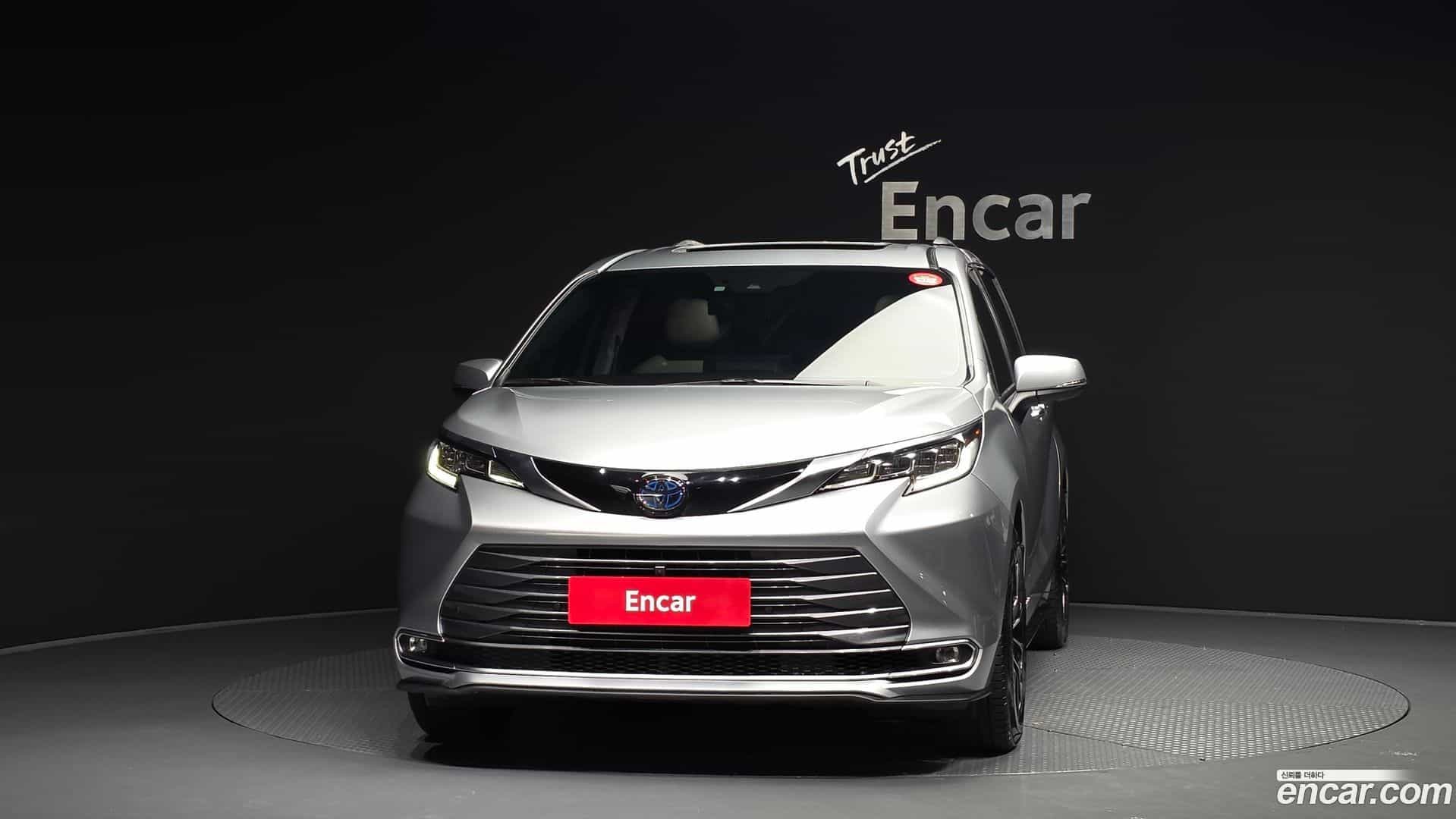 Sienna Toyota 2021.5-OUTER-003