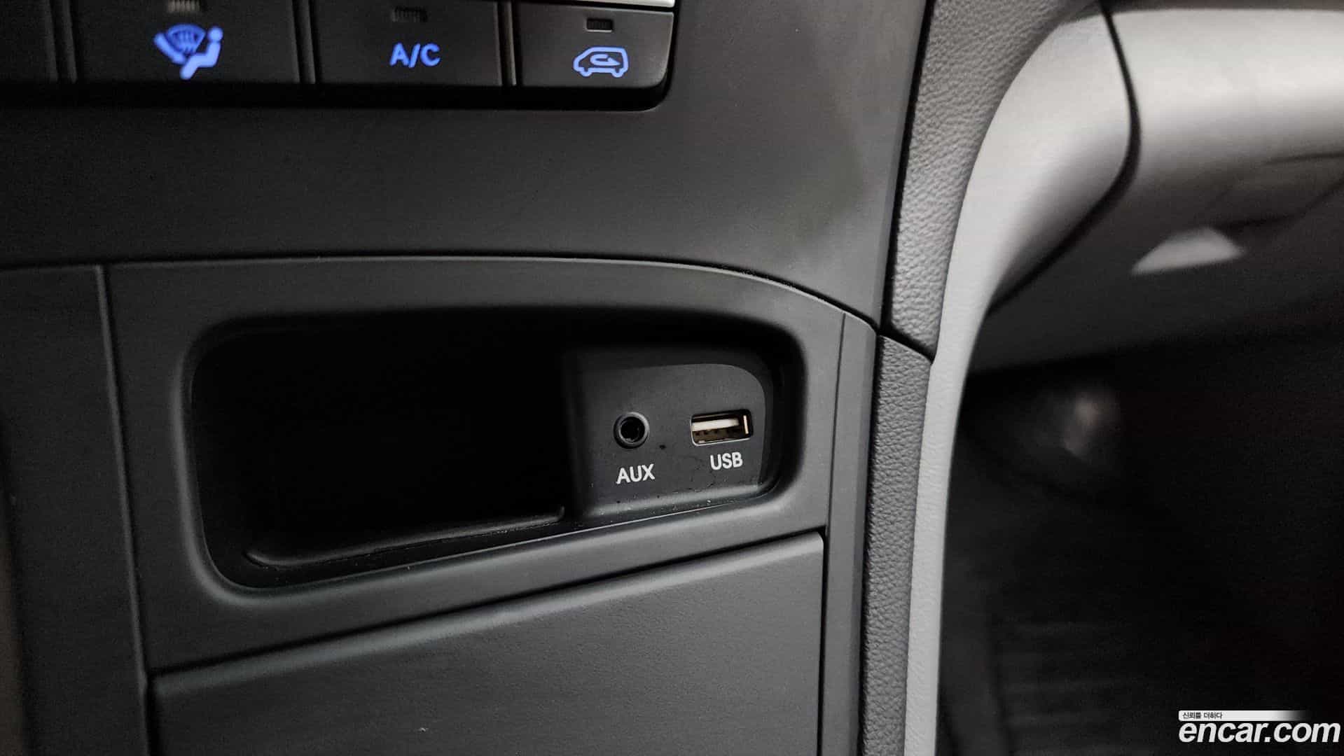 Starex Hyundai 2020.1-OPTION-016