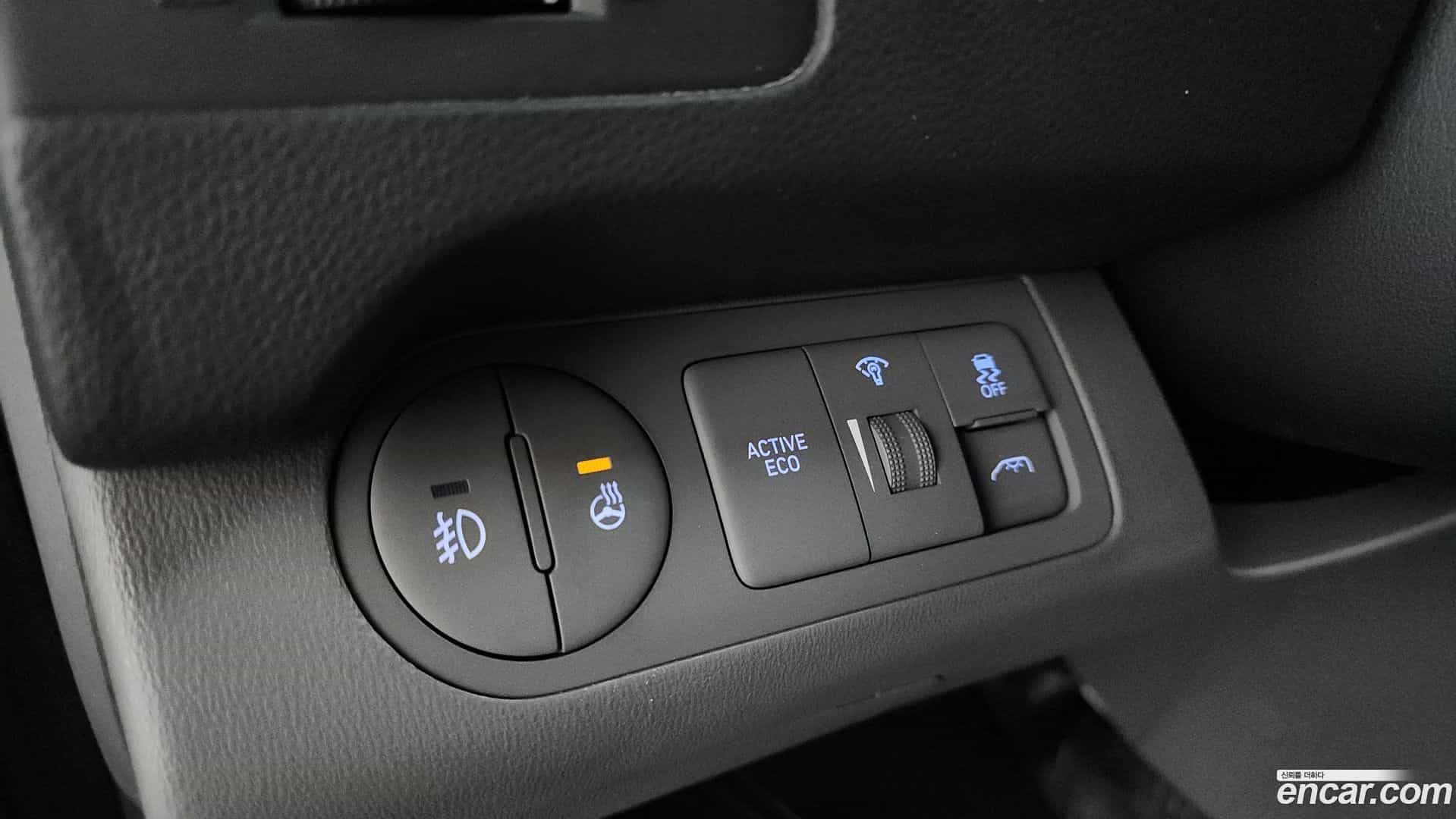 Starex Hyundai 2020.1-OPTION-024