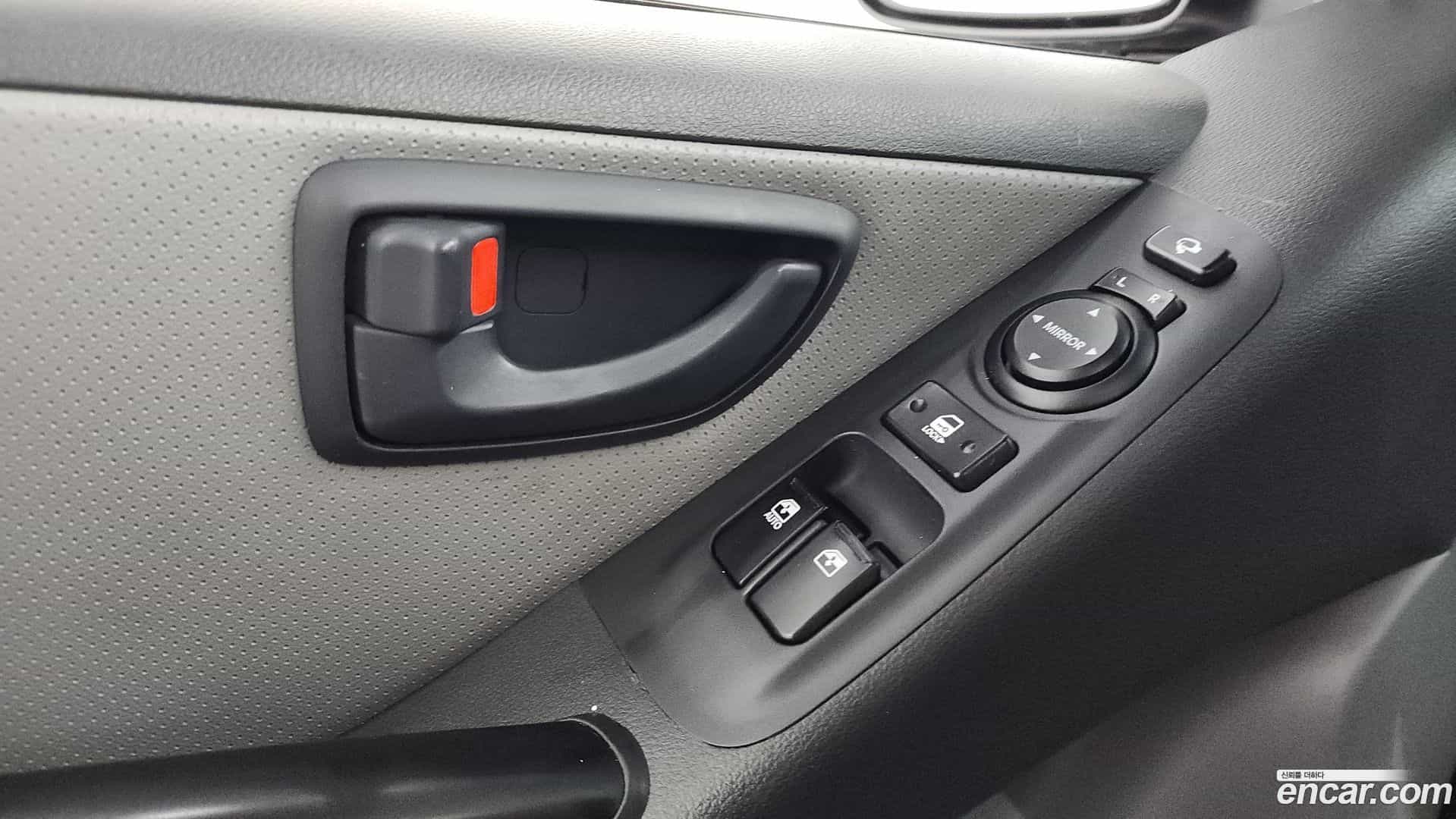 Starex Hyundai 2020.1-OPTION-042