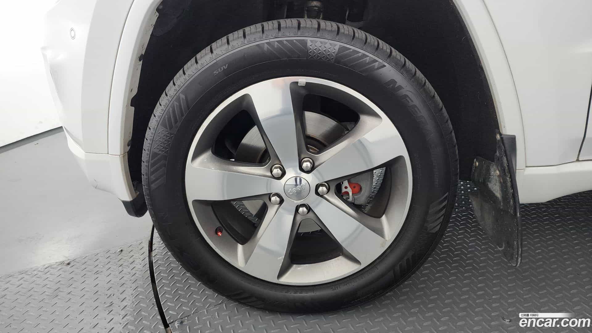 Cherokee Jeep 2016.11-OUTER-005
