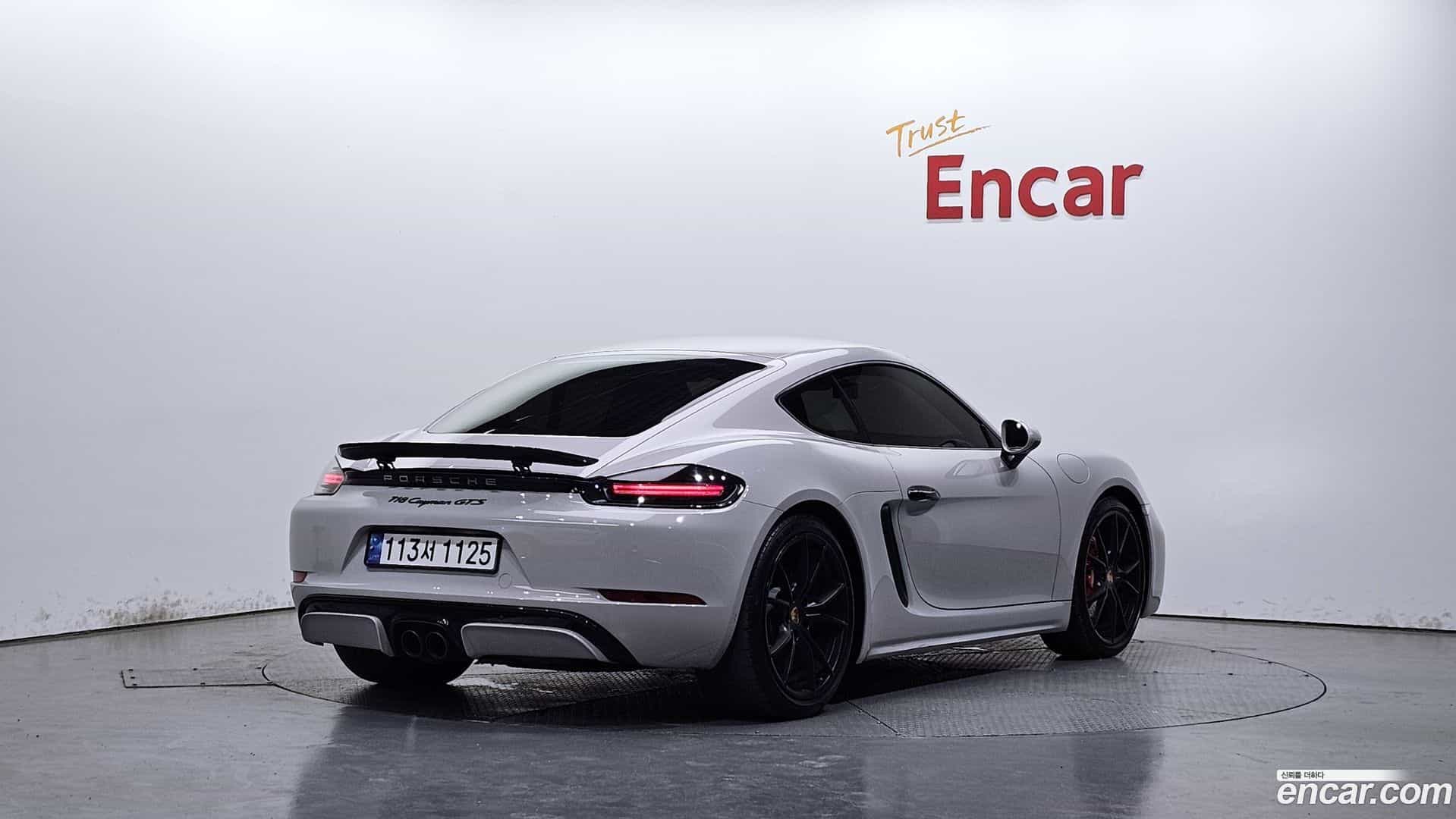 718 Porsche 2019.0-OUTER-002