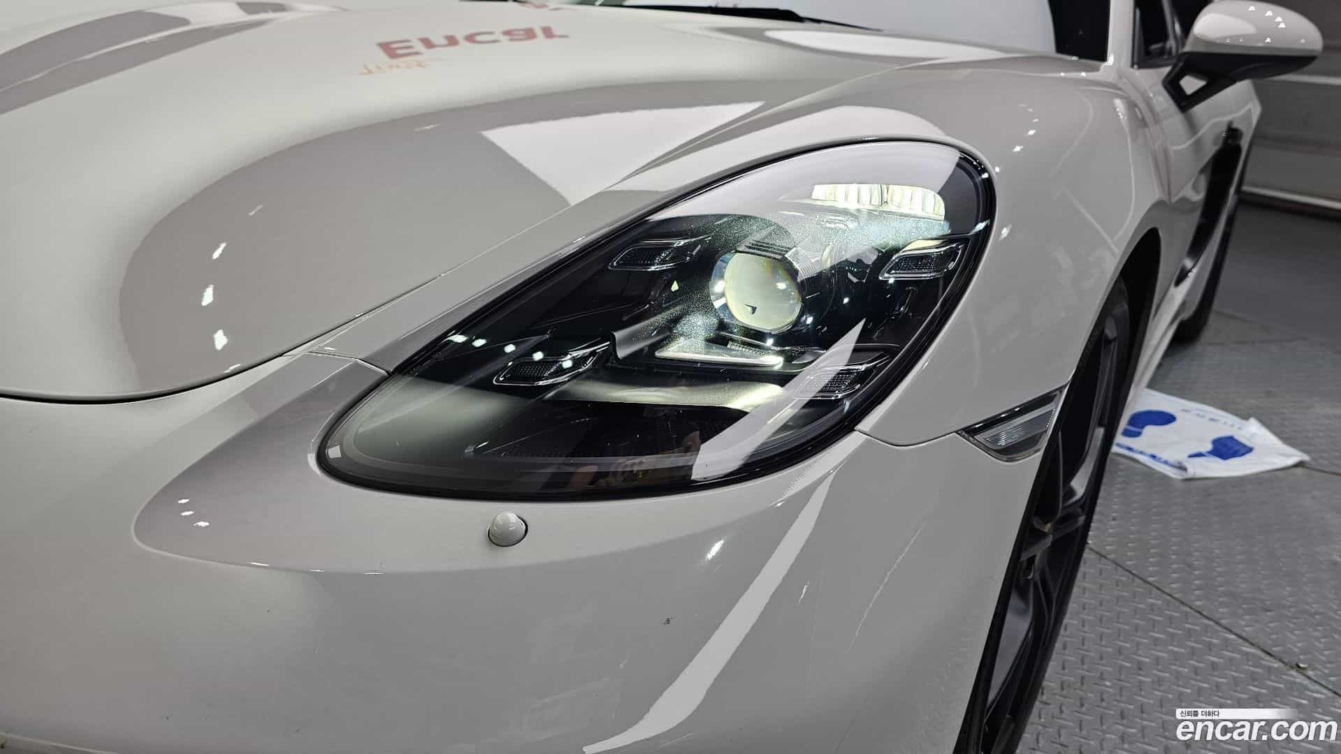 718 Porsche 2019.0-OUTER-032