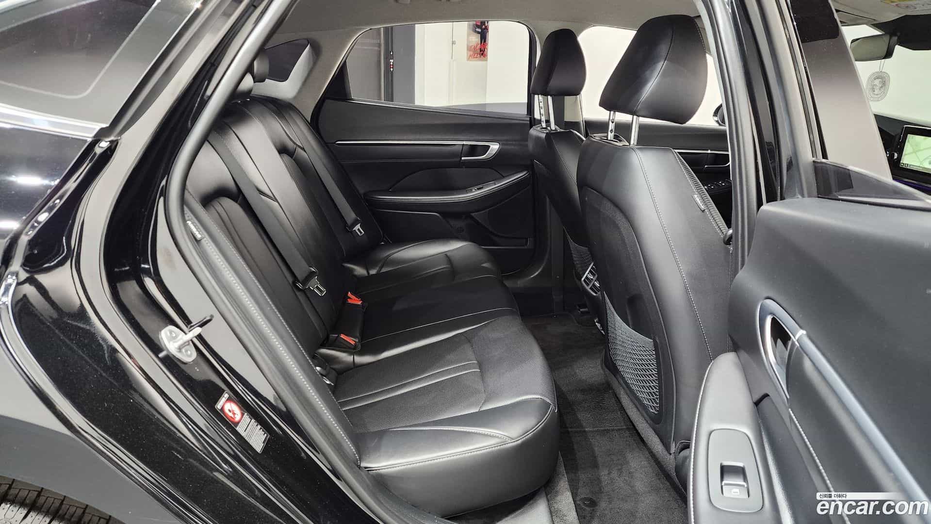 Sonata Hyundai 2023.1-OPTION-015