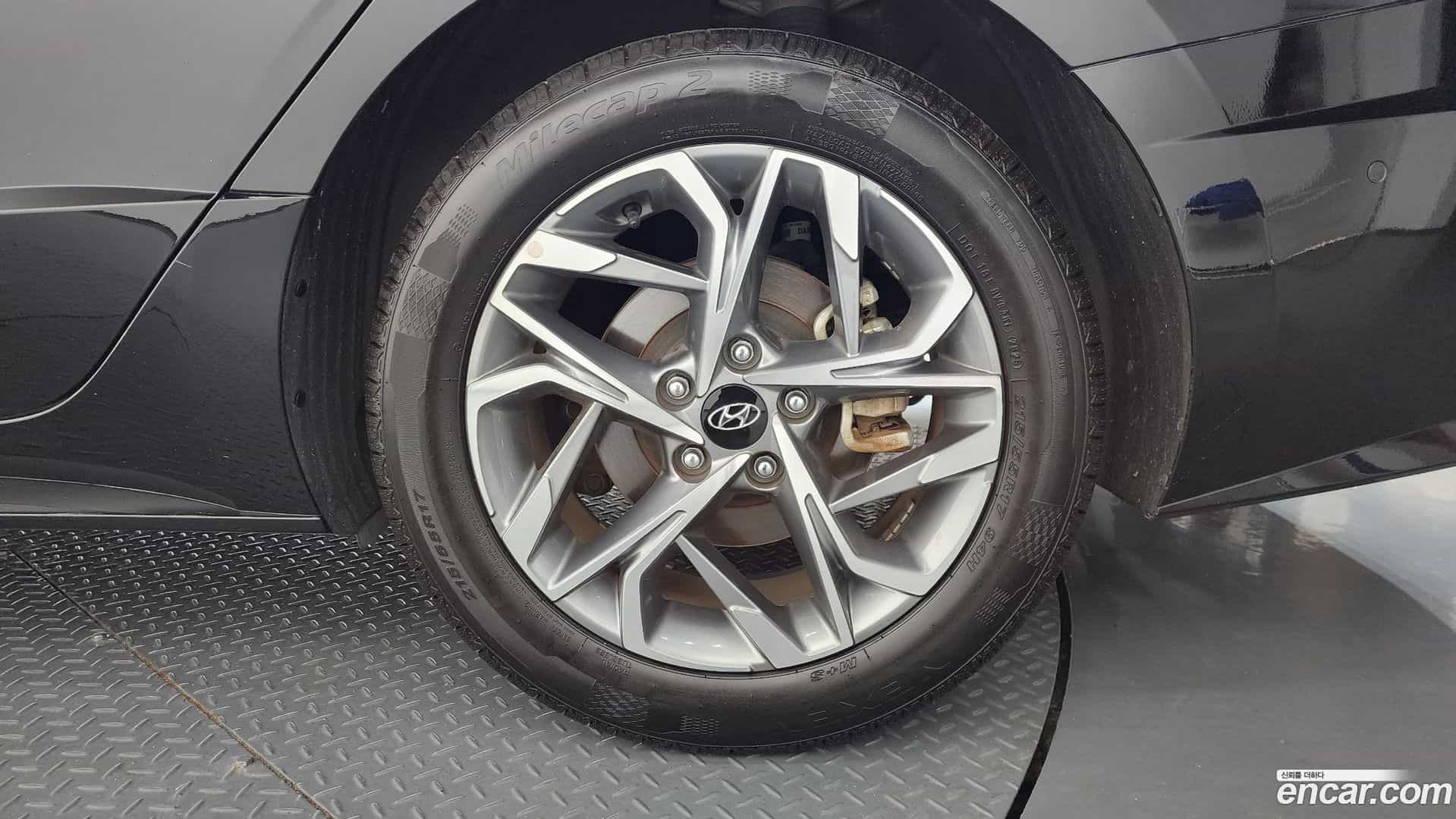 Sonata Hyundai 2023.1-OUTER-031