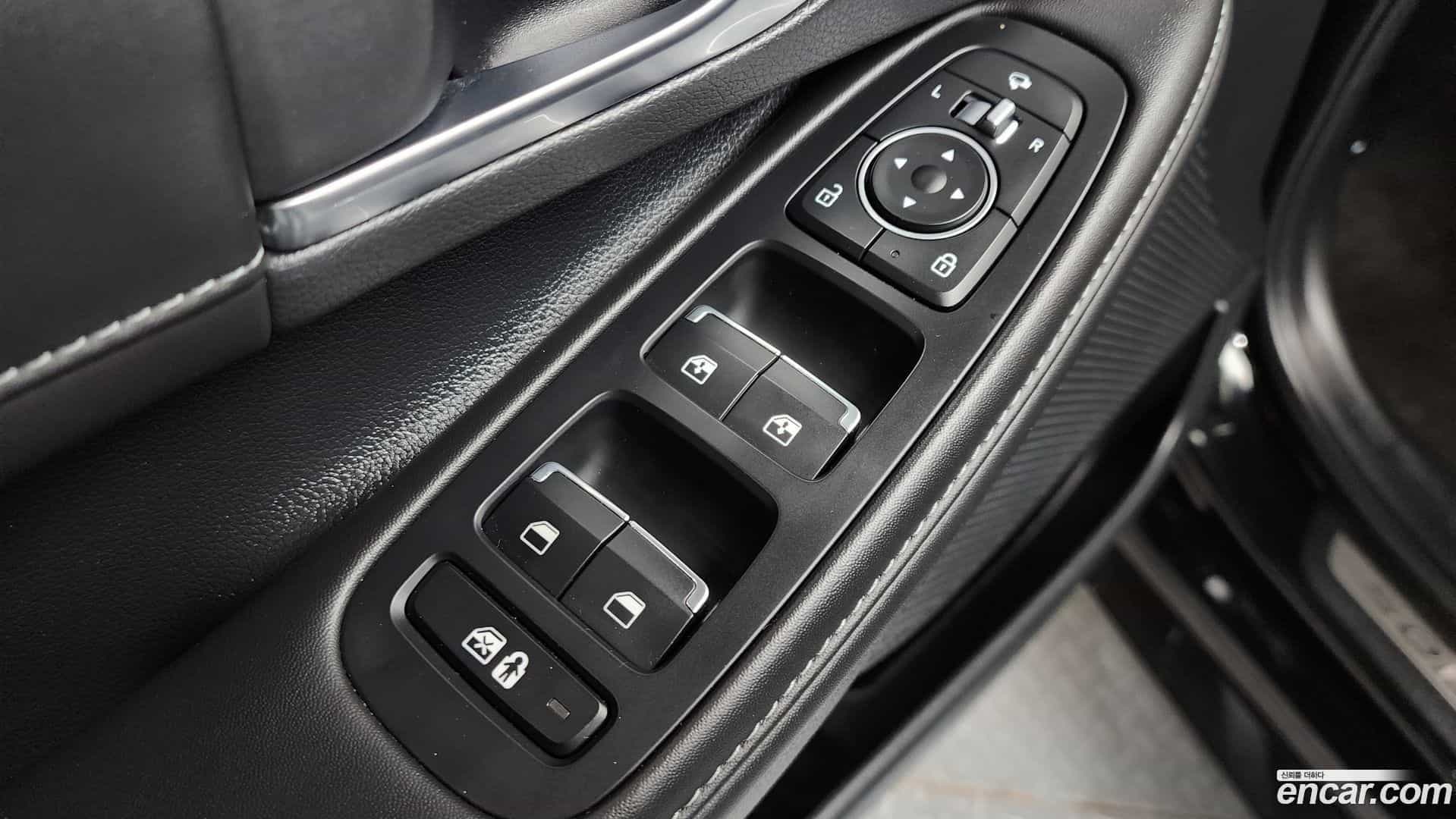 Sonata Hyundai 2023.1-OPTION-042