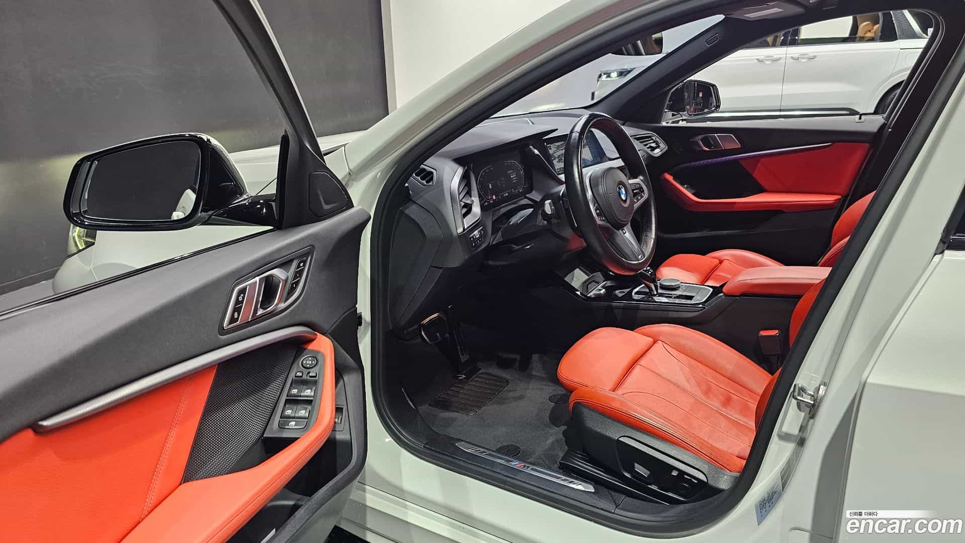 1-Series BMW 2021.6-INNER-010