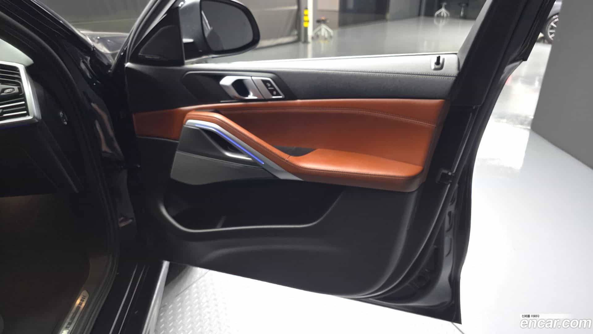 X6 BMW 2021.10-INNER-034