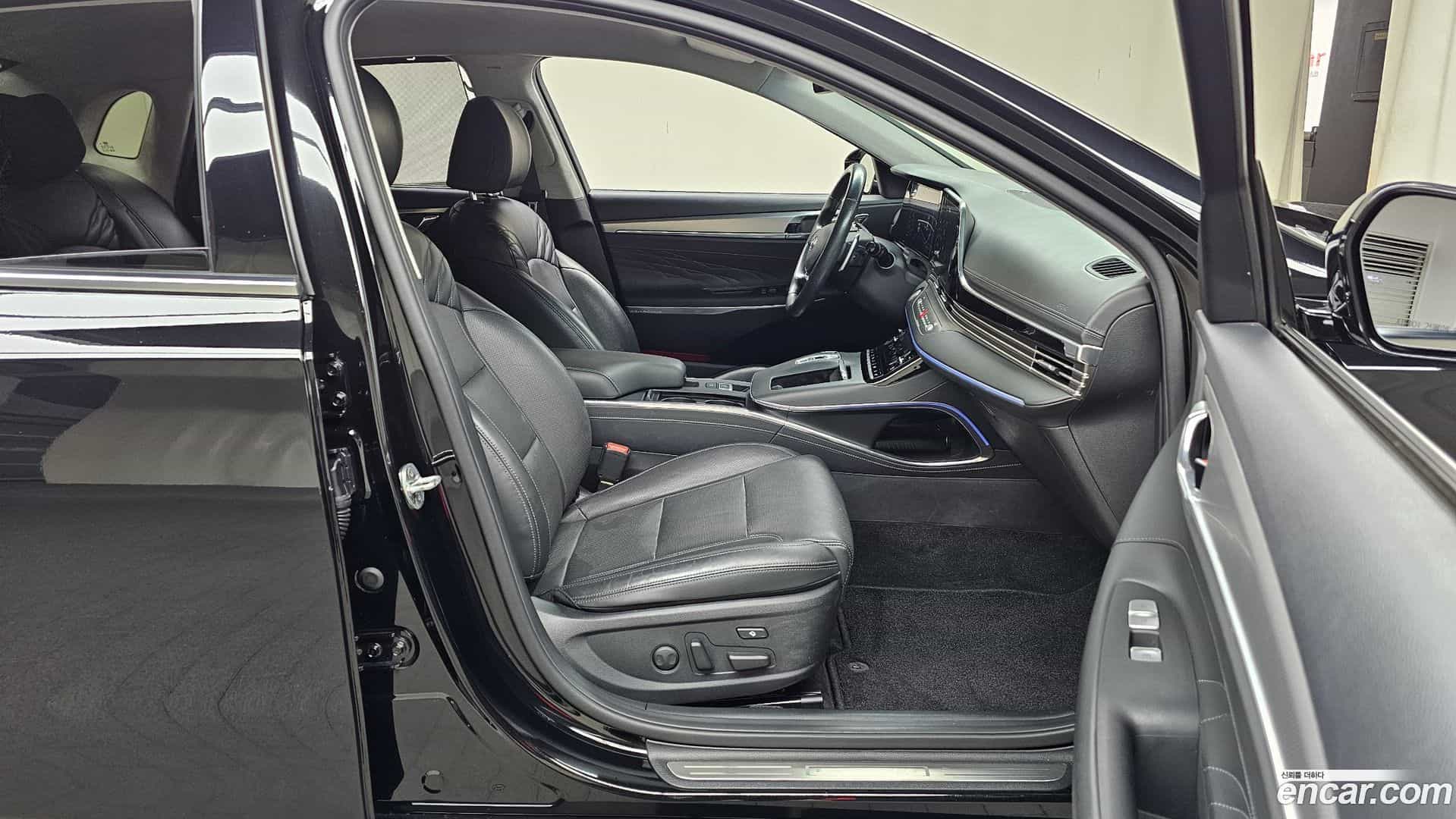 Grandeur Hyundai 2022.2-OPTION-015