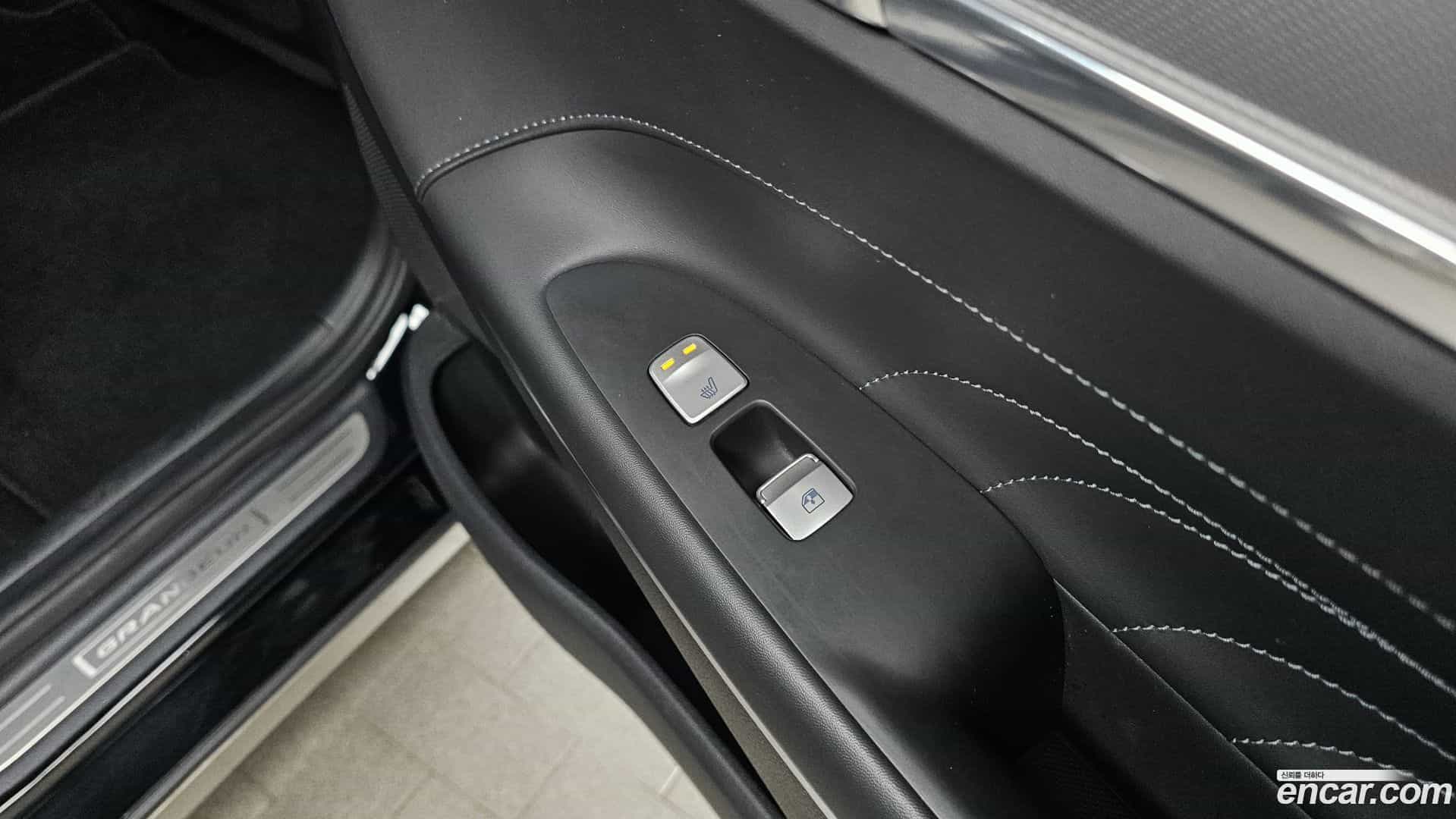 Grandeur Hyundai 2022.2-OPTION-023