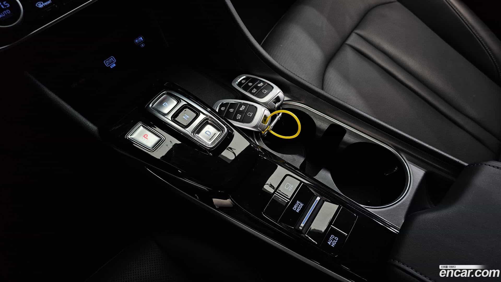 Sonata Hyundai 2022.2-INNER-009