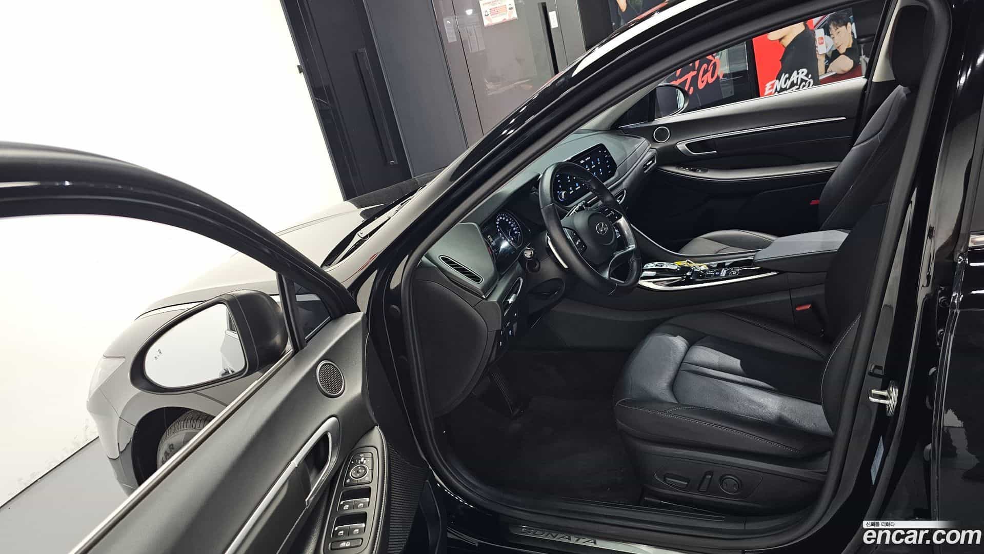 Sonata Hyundai 2022.2-INNER-010