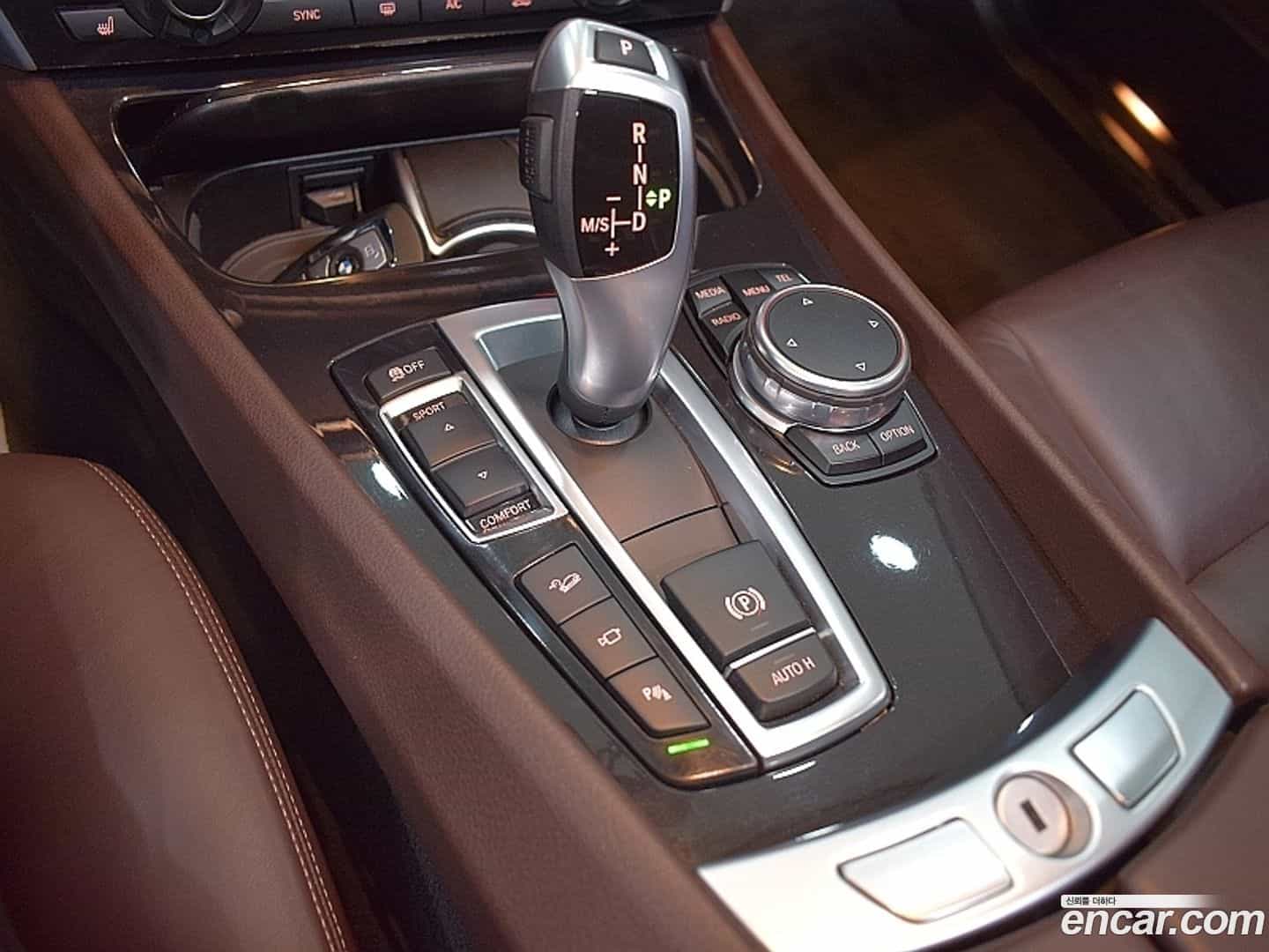 Gran Turismo BMW 2015.5-INNER-007