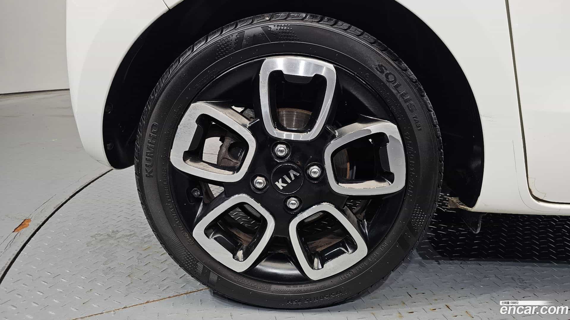 RAY Kia 2018.1-OUTER-031