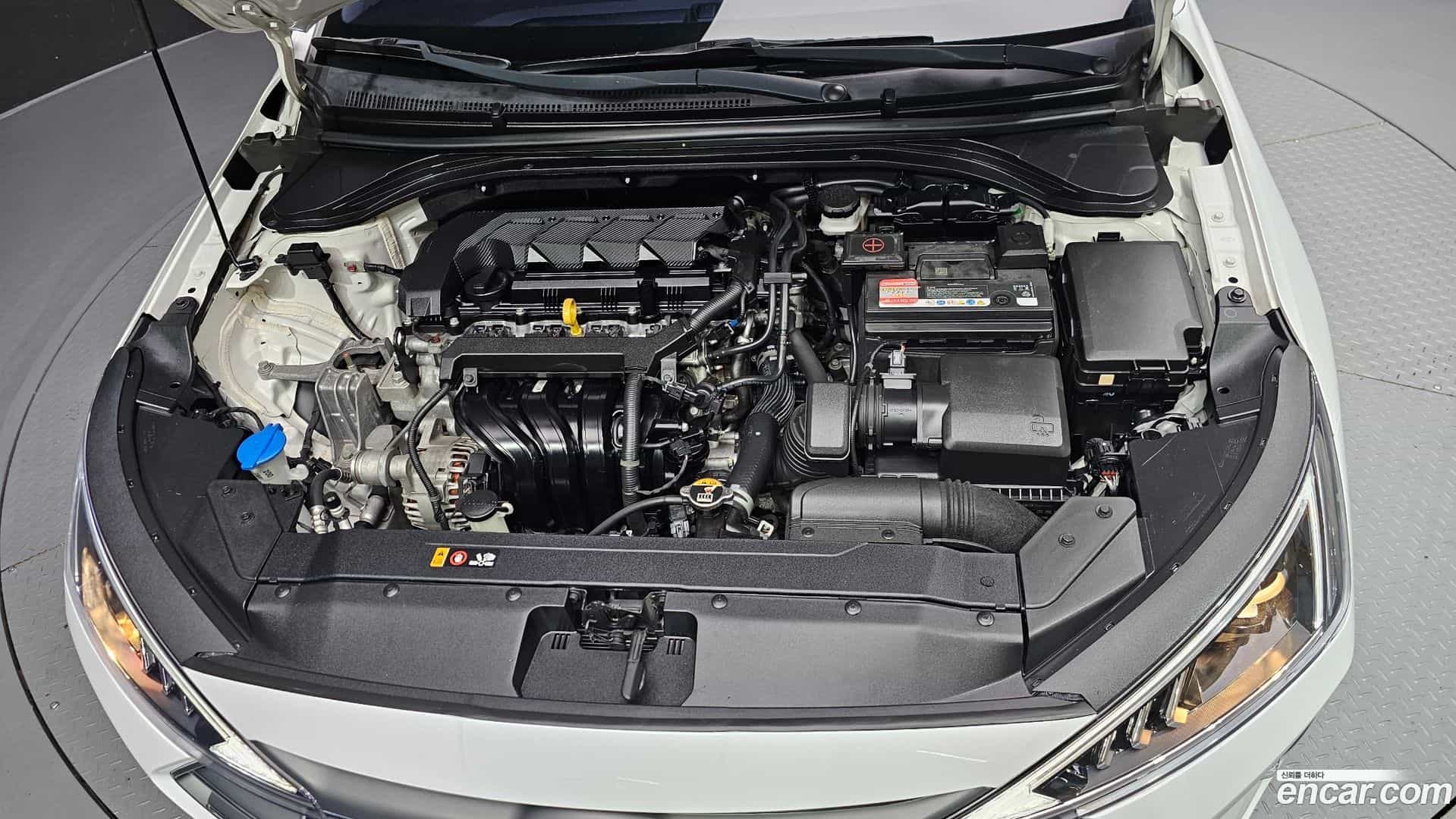 AVANTE Hyundai 2019.7-OUTER-006