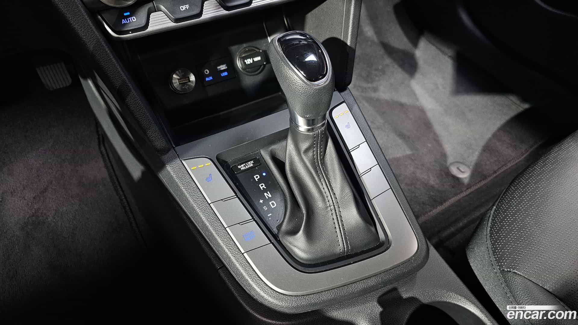 AVANTE Hyundai 2019.7-INNER-009