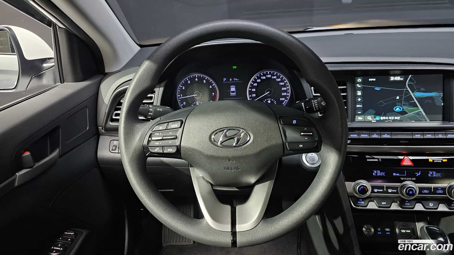 AVANTE Hyundai 2019.7-OPTION-017