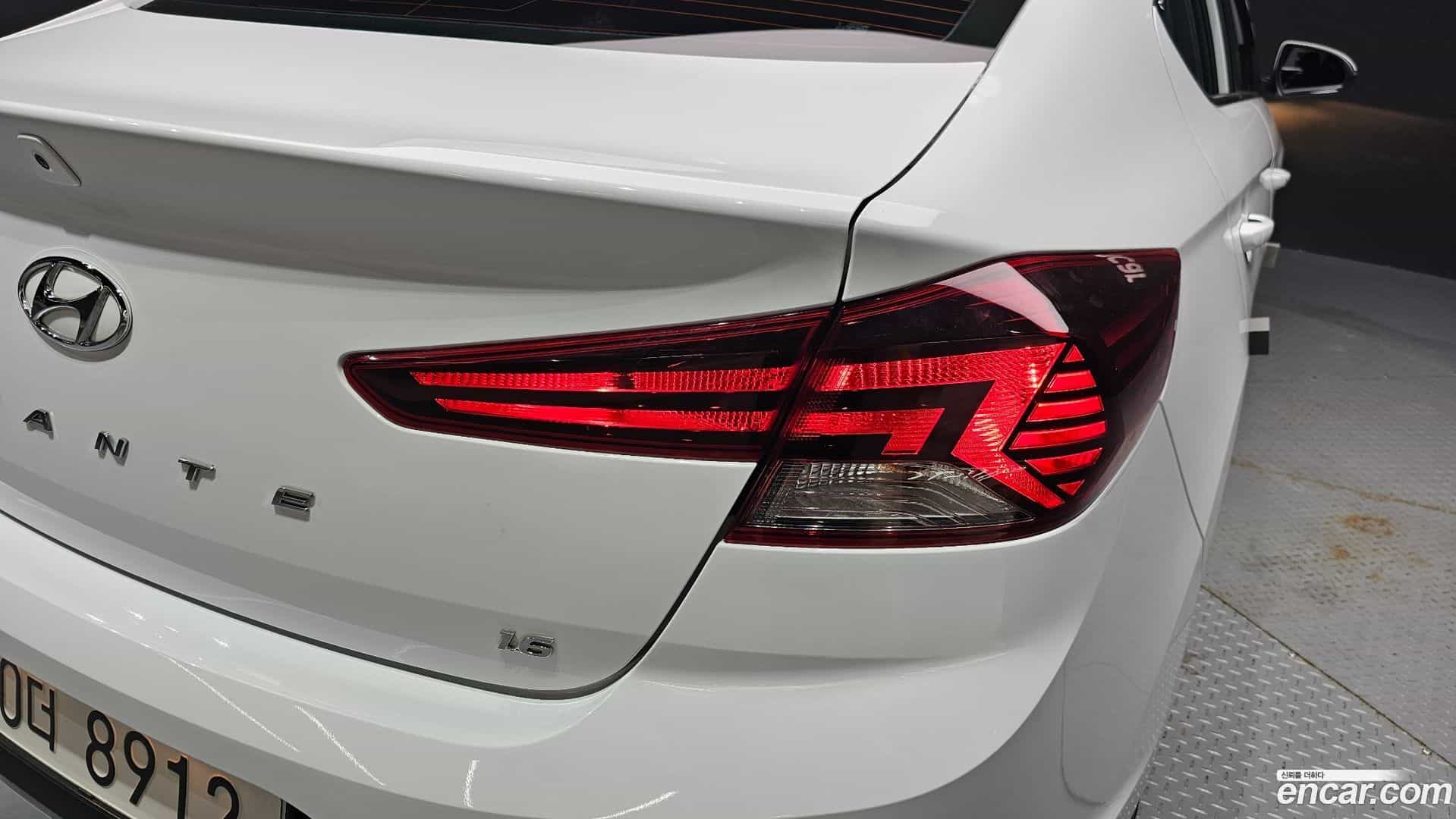 AVANTE Hyundai 2019.7-OUTER-033