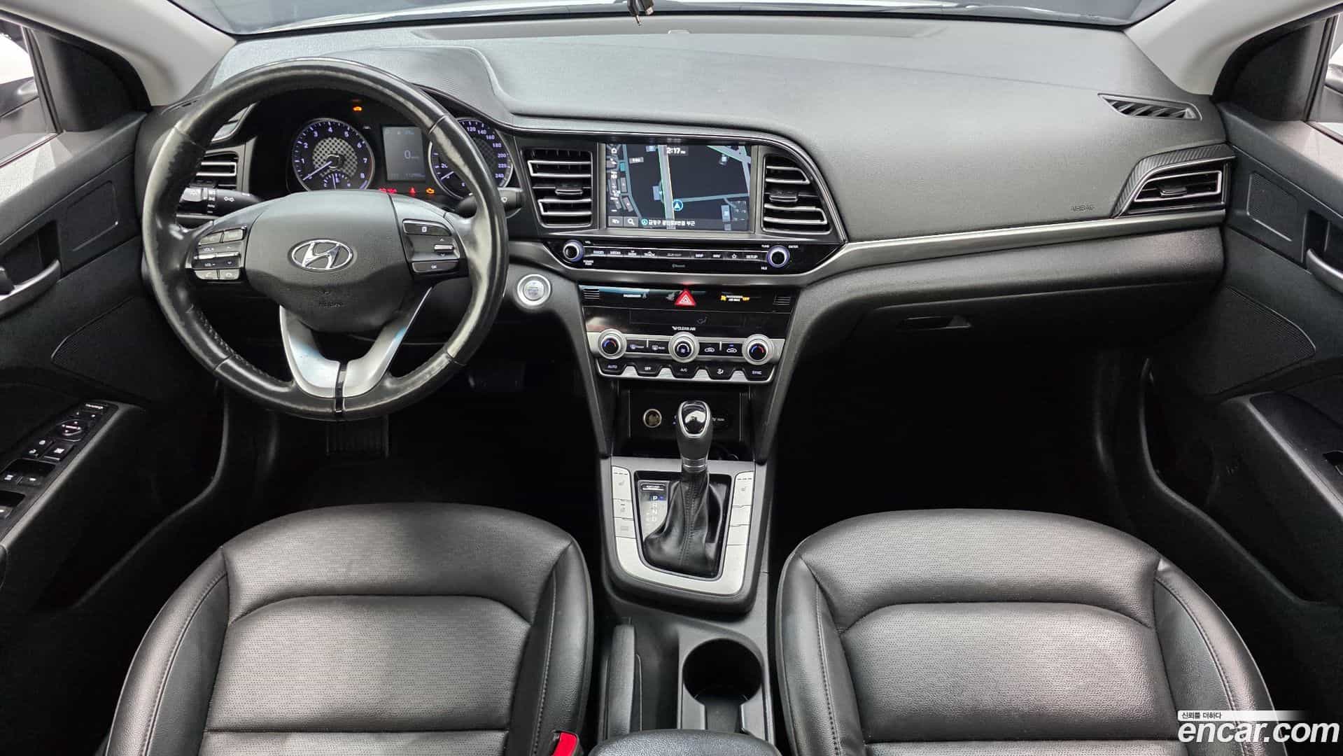 AVANTE Hyundai 2019.10-INNER-007