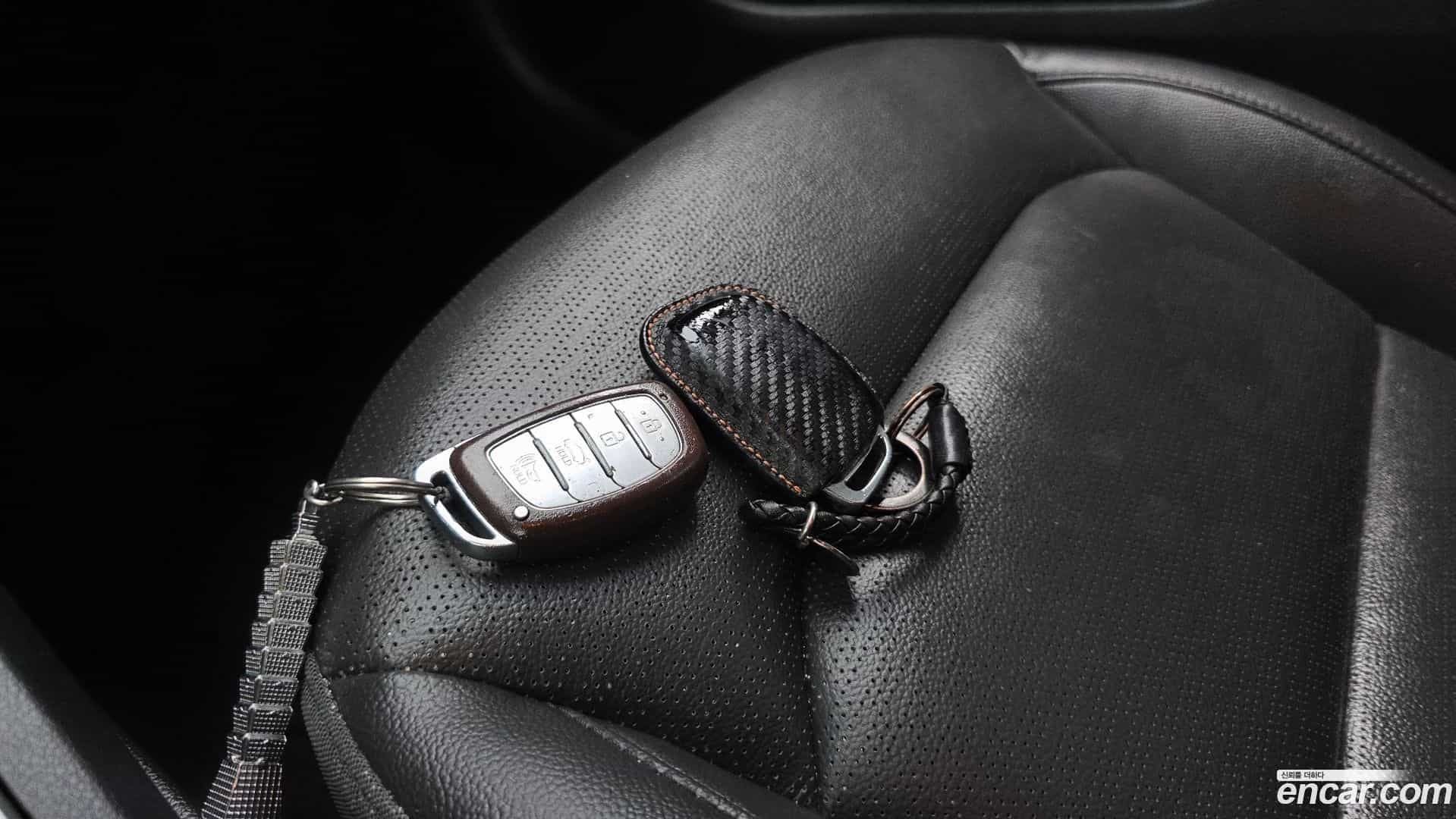 AVANTE Hyundai 2019.10-OPTION-022