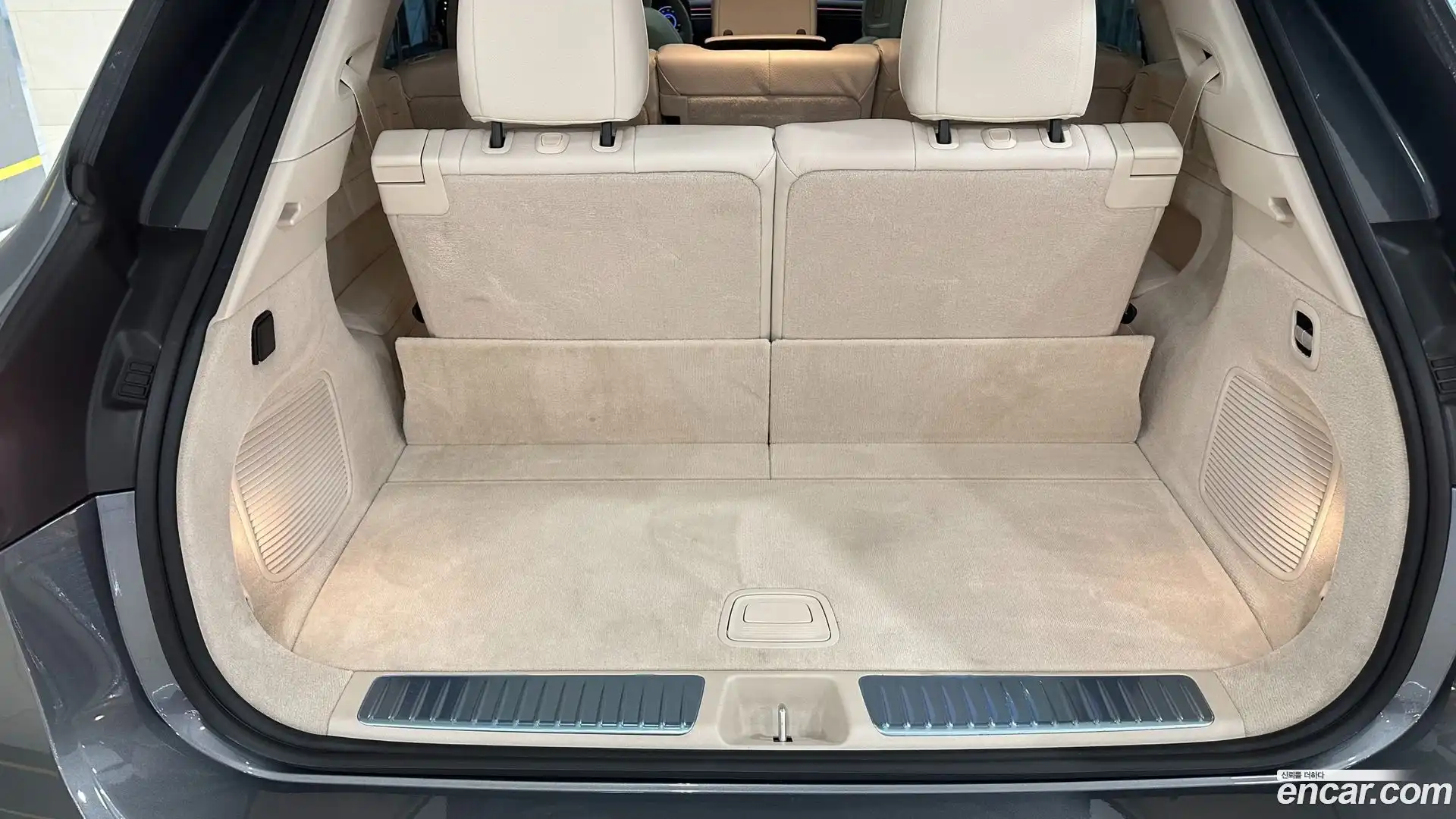 EQS Mercedes-Benz 2023.11-OPTION-017