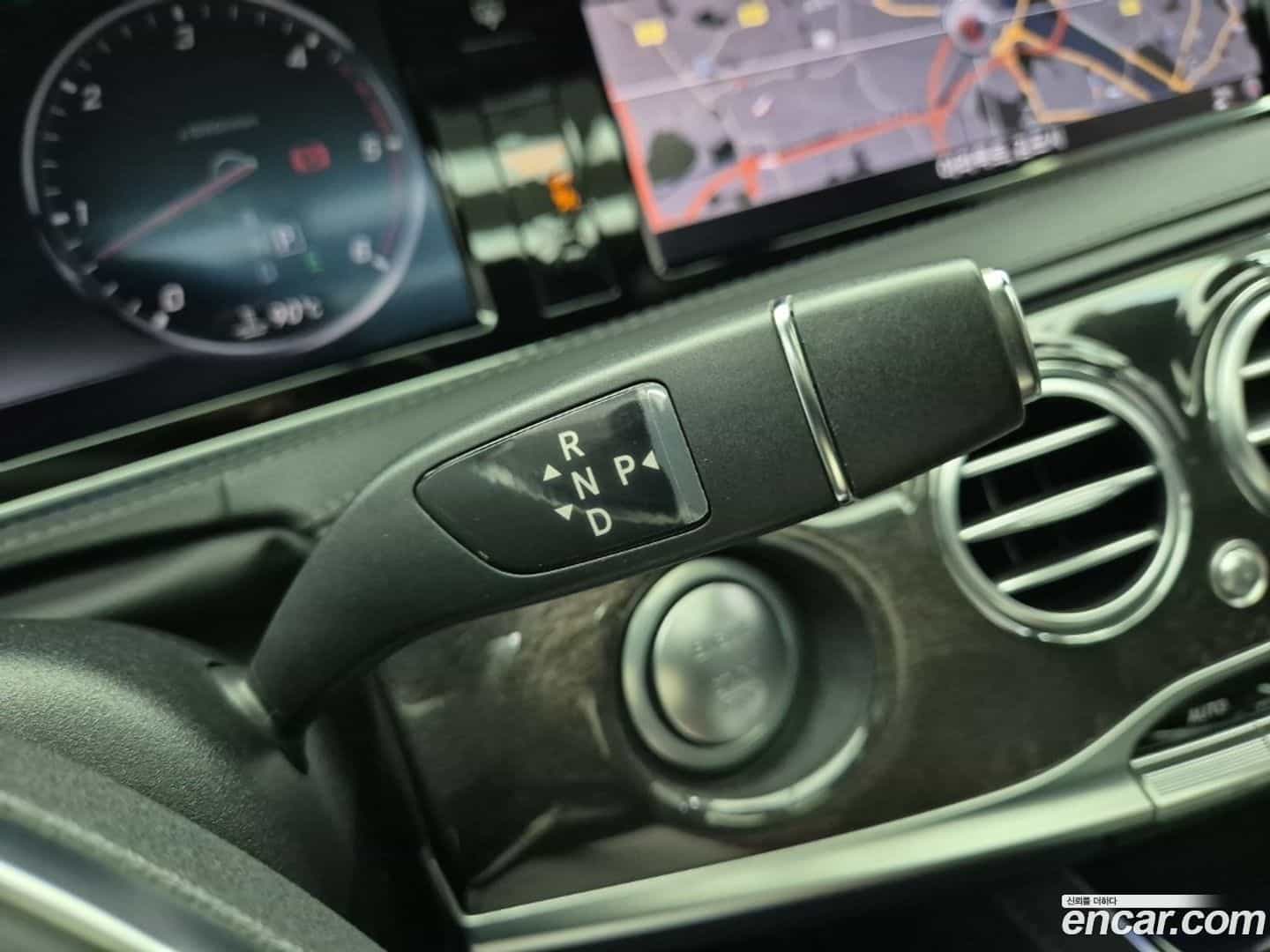 S-Class Mercedes-Benz 2017.6-INNER-008