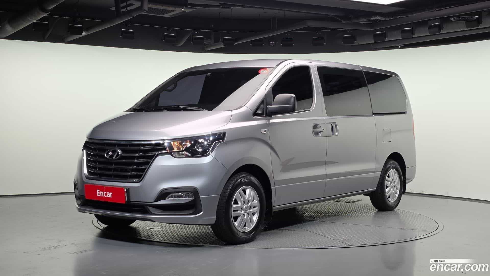 Starex Hyundai 2018.11-OUTER-001