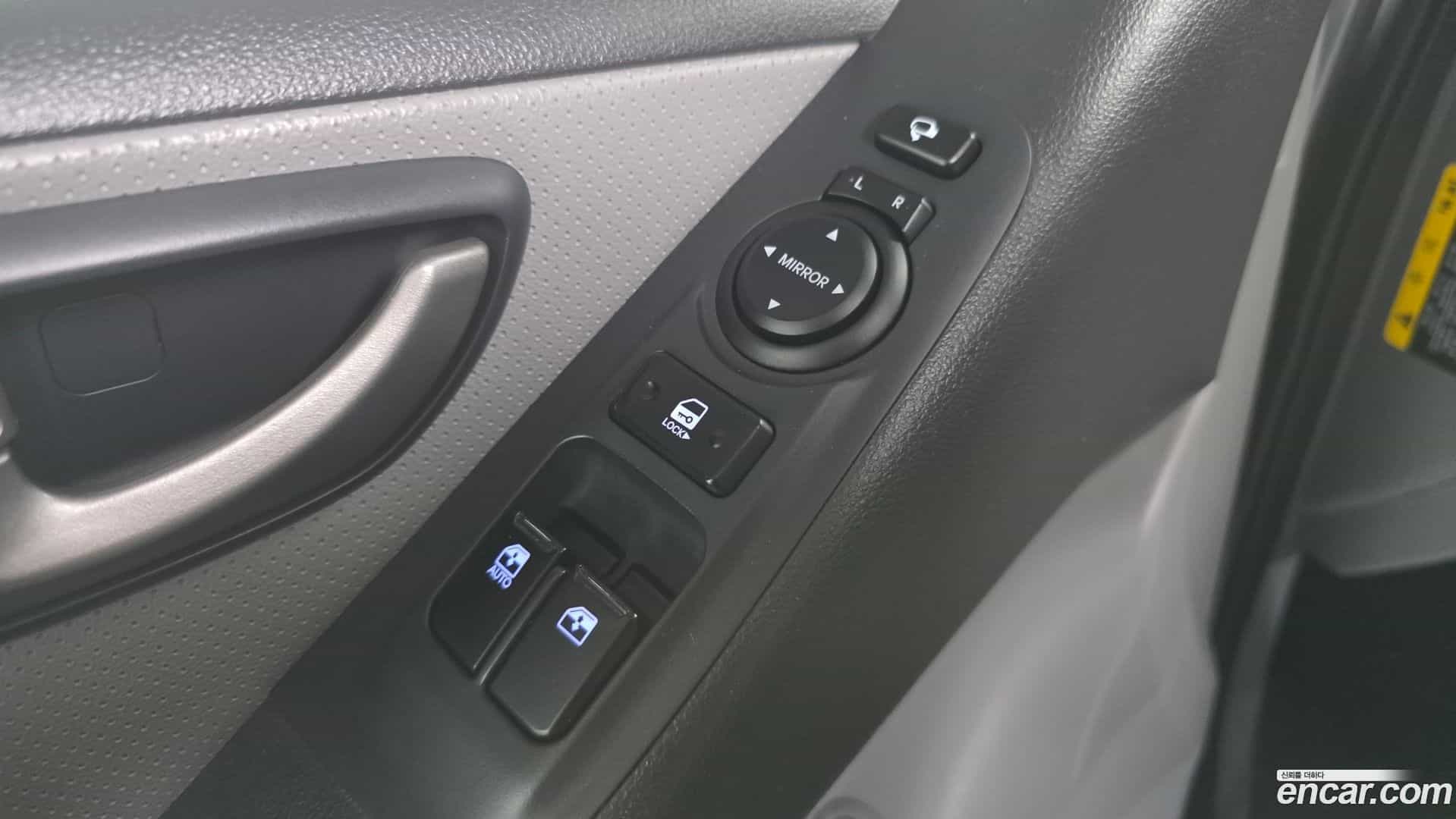 Starex Hyundai 2018.11-OPTION-019