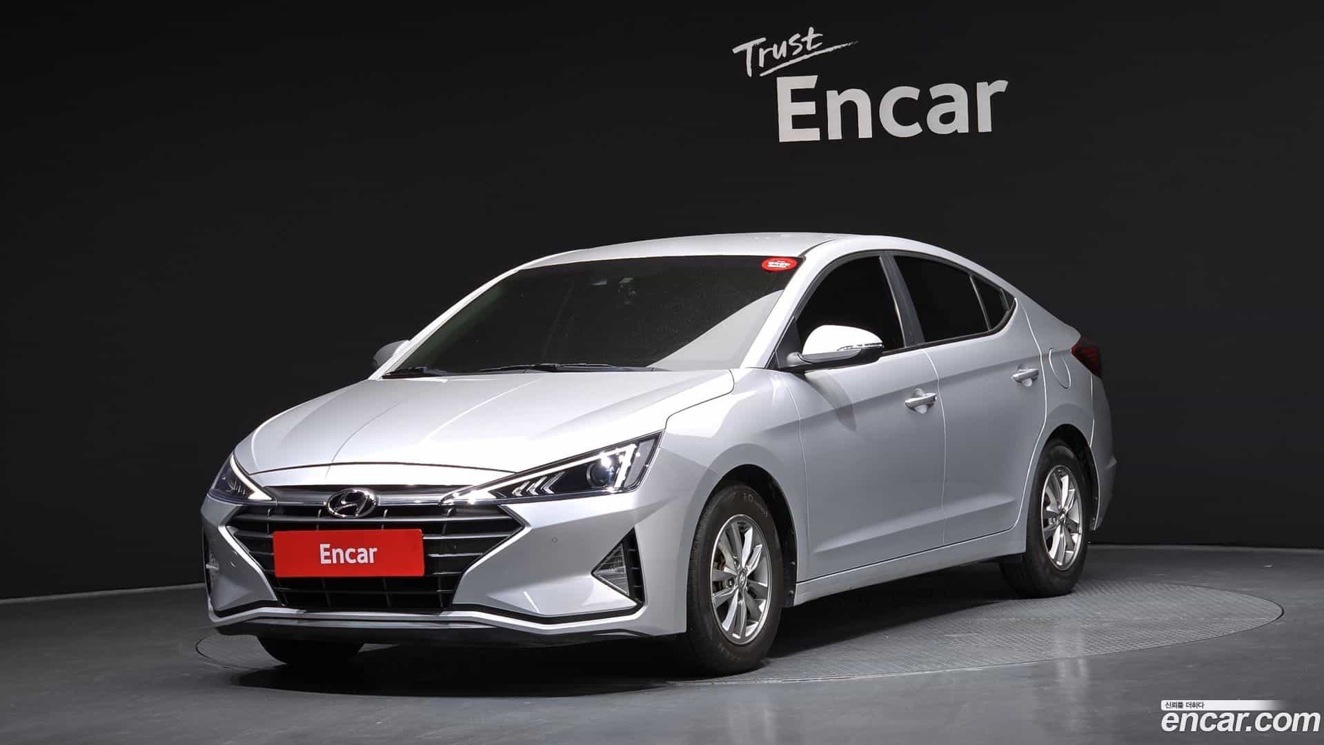 AVANTE Hyundai 2019.4-OUTER-001