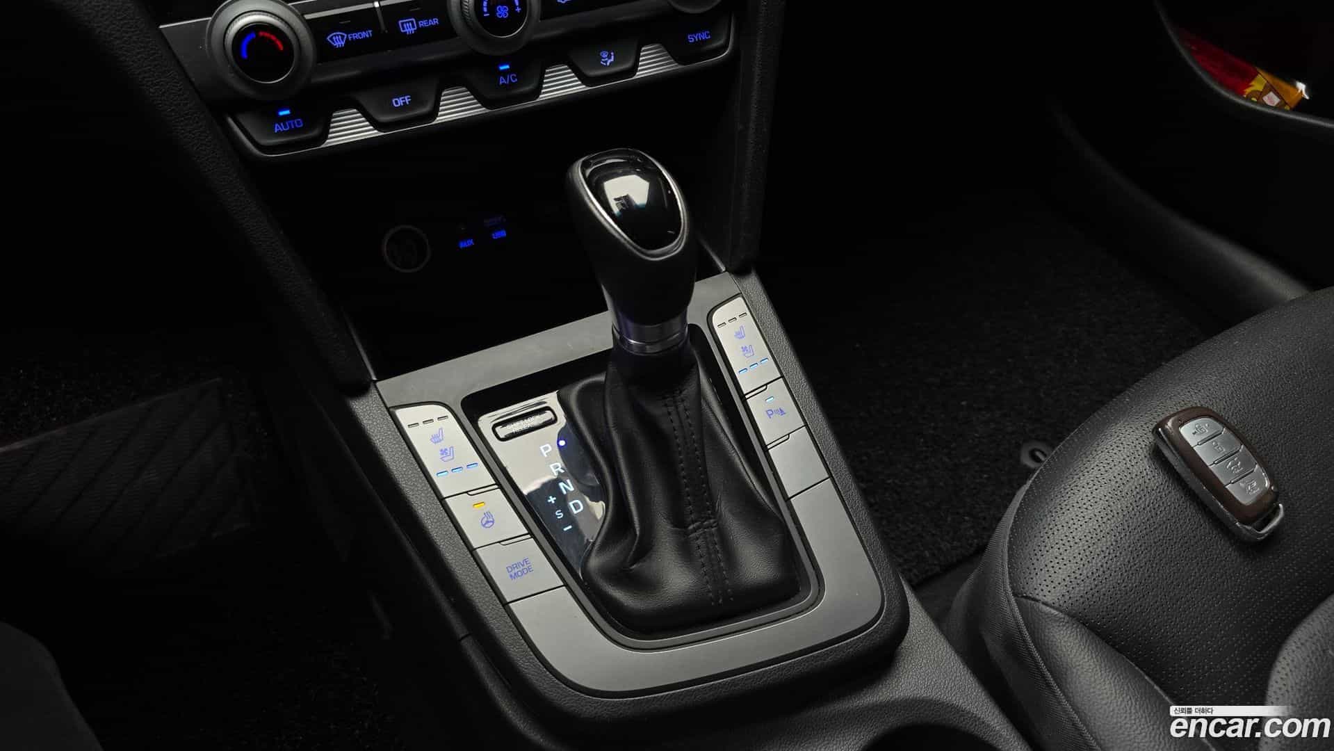AVANTE Hyundai 2019.4-INNER-009