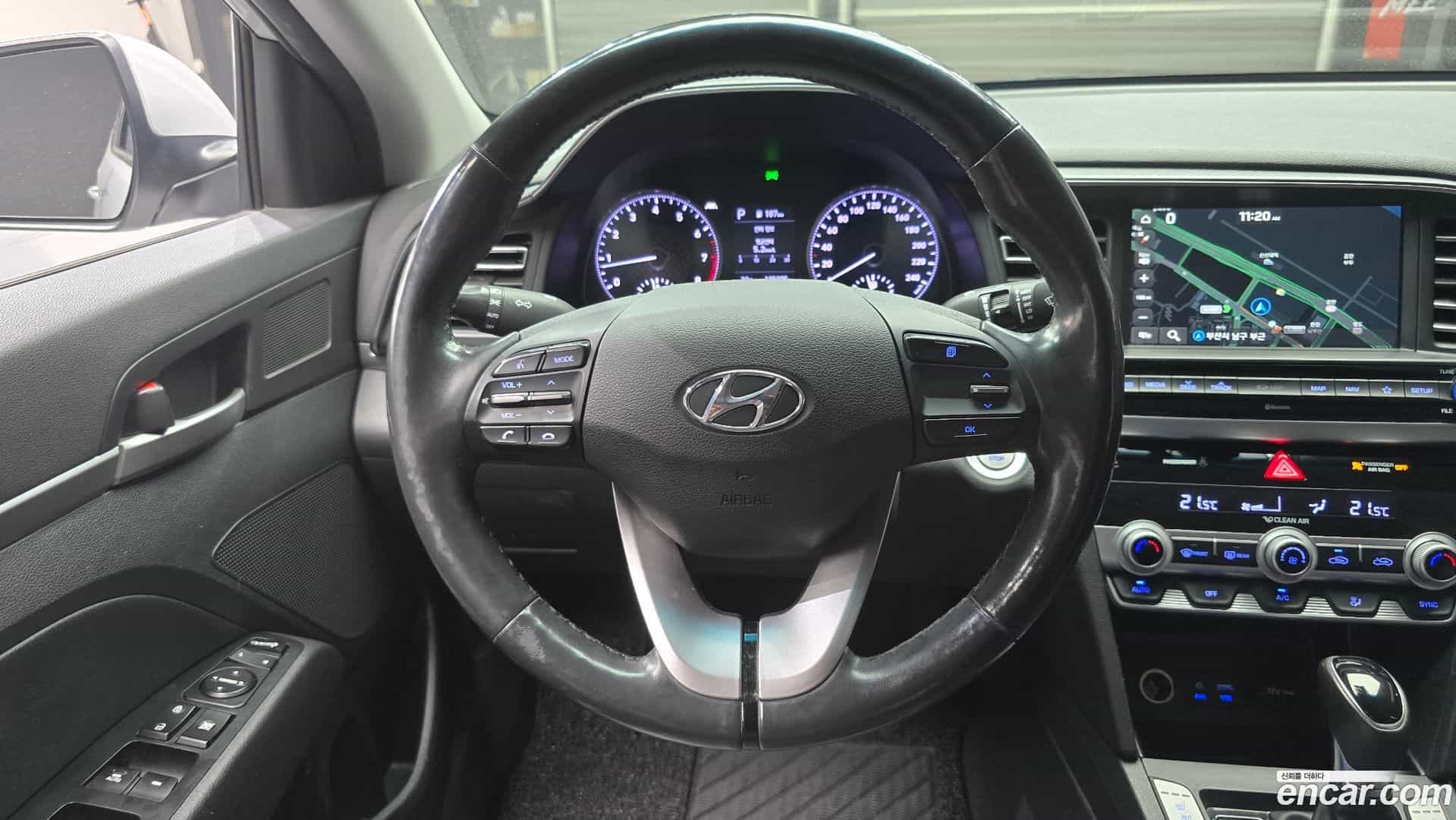 AVANTE Hyundai 2019.4-OPTION-017