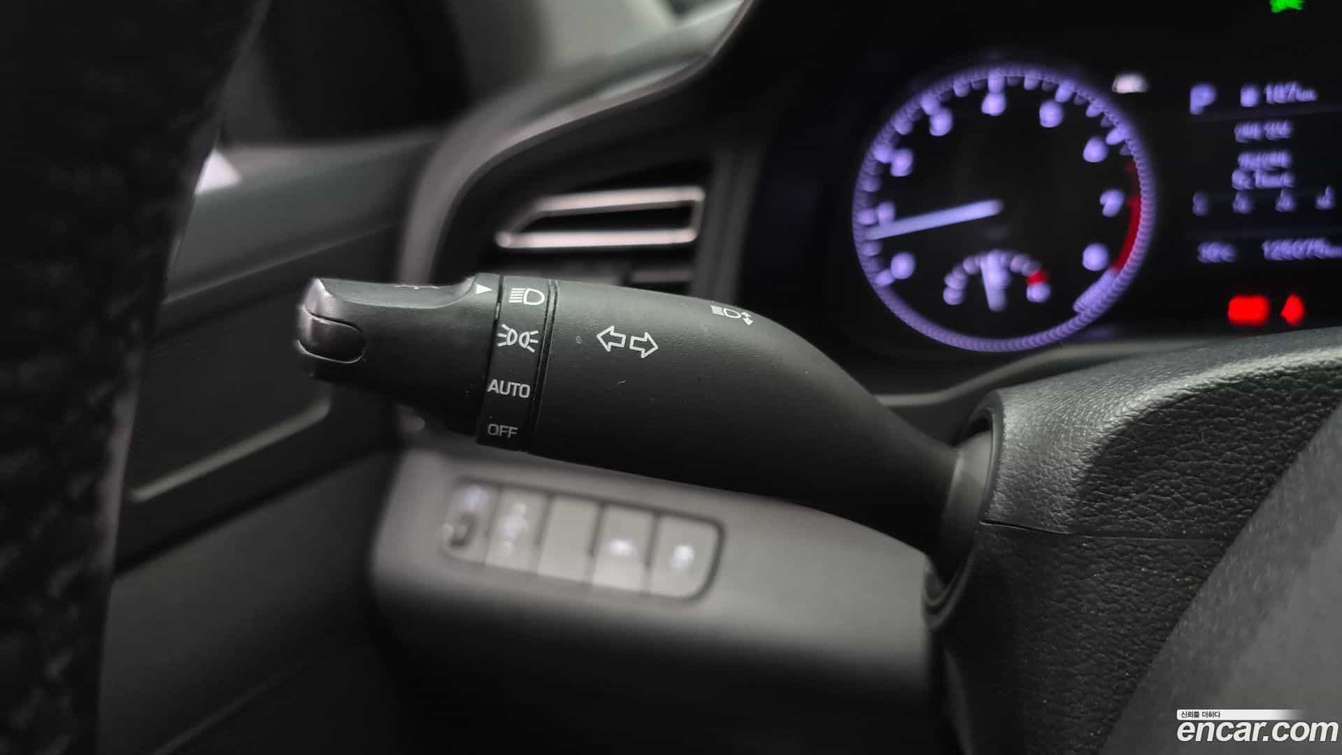 AVANTE Hyundai 2019.4-OPTION-023