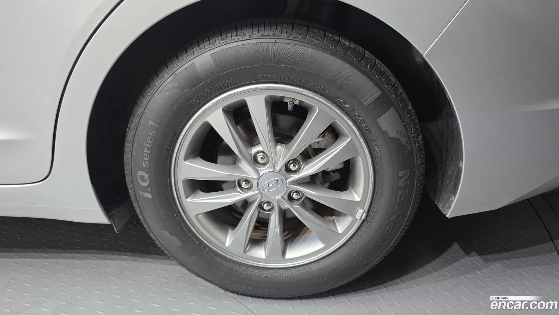 AVANTE Hyundai 2019.4-OUTER-031