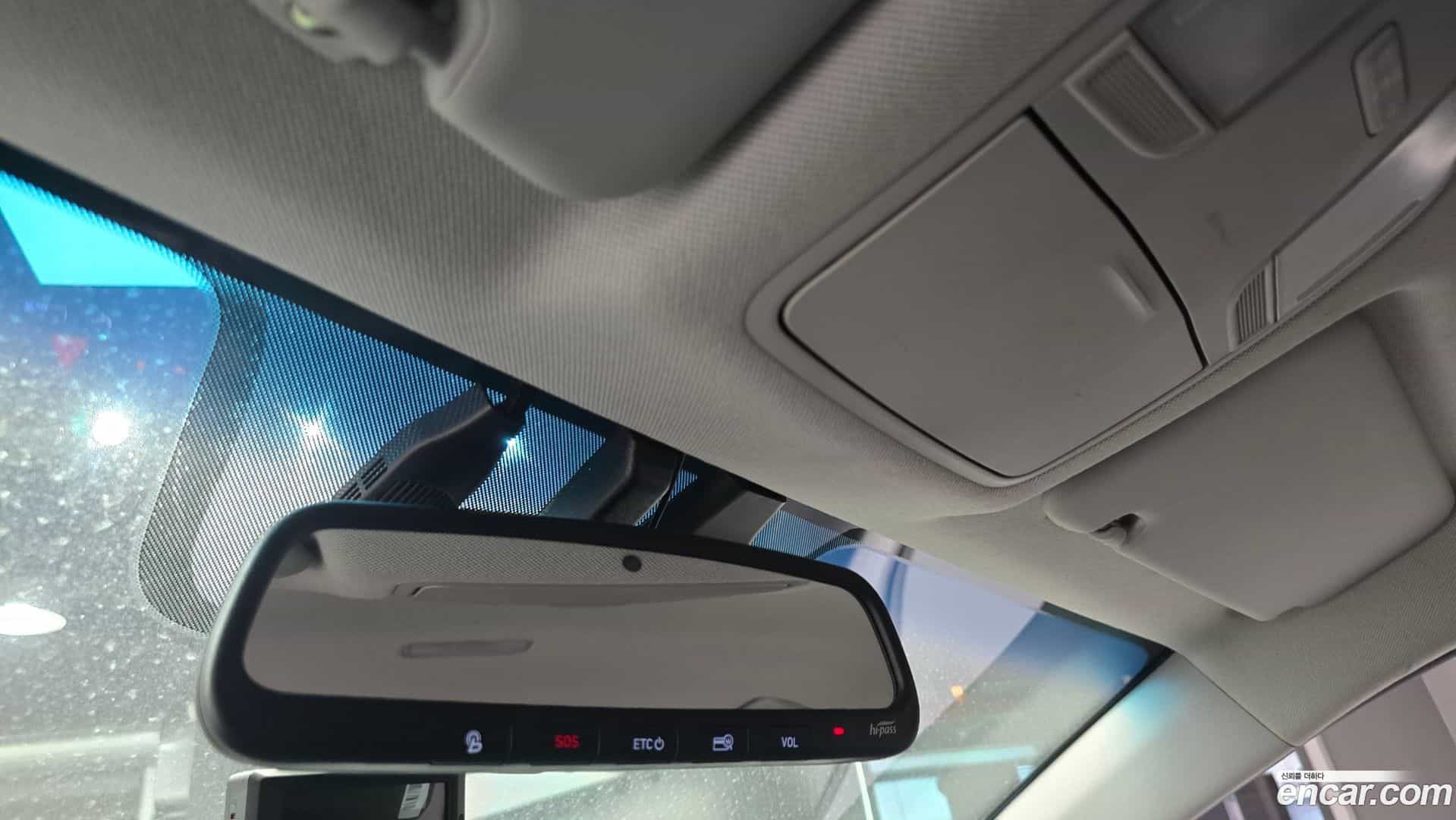 AVANTE Hyundai 2019.4-OPTION-041