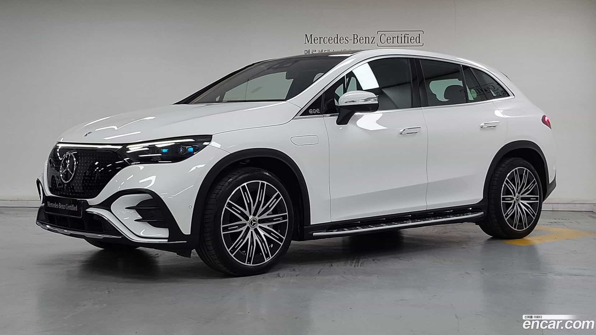 EQE Mercedes-Benz 2023.6-OUTER-001