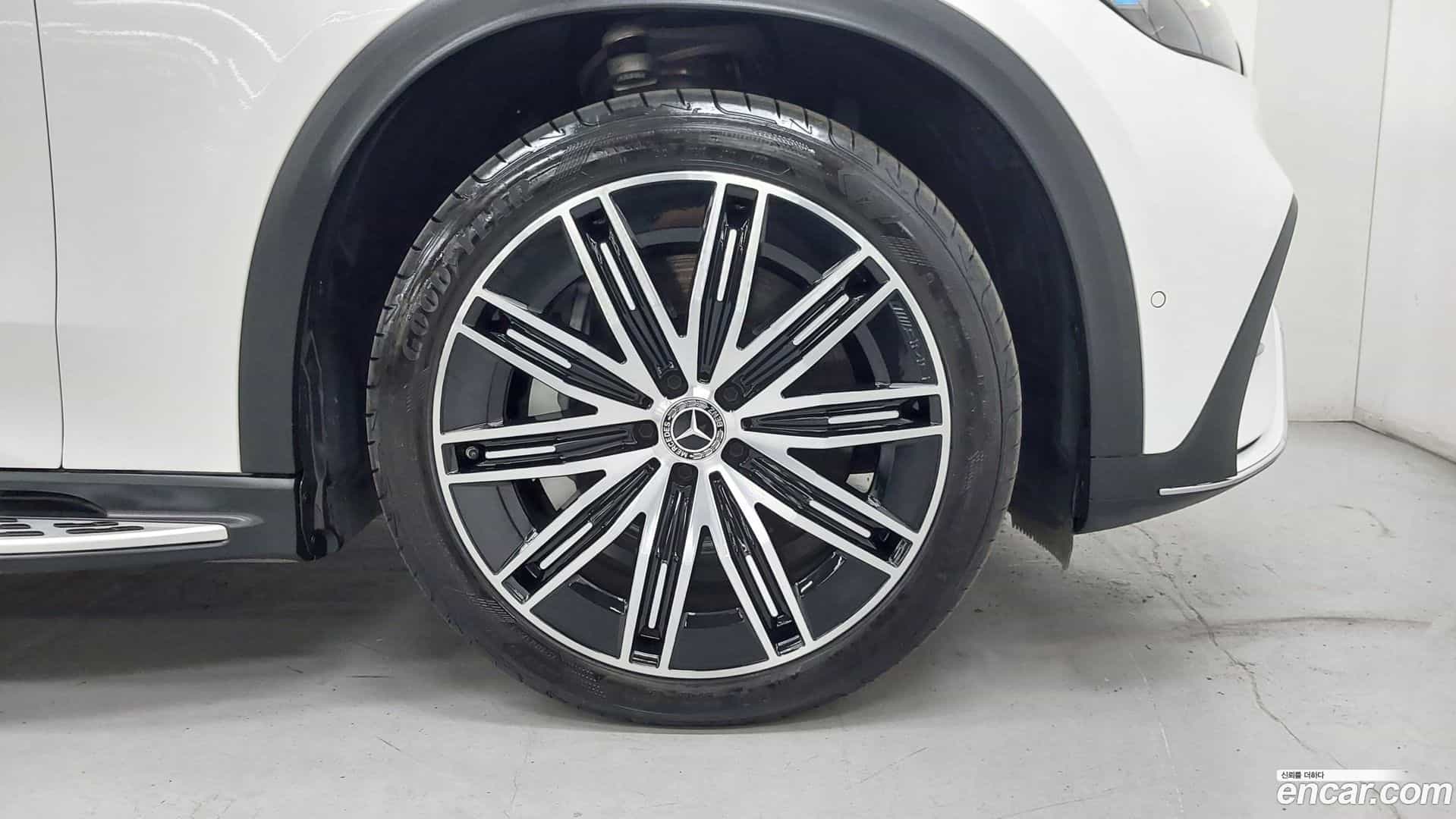 EQE Mercedes-Benz 2023.6-OUTER-005