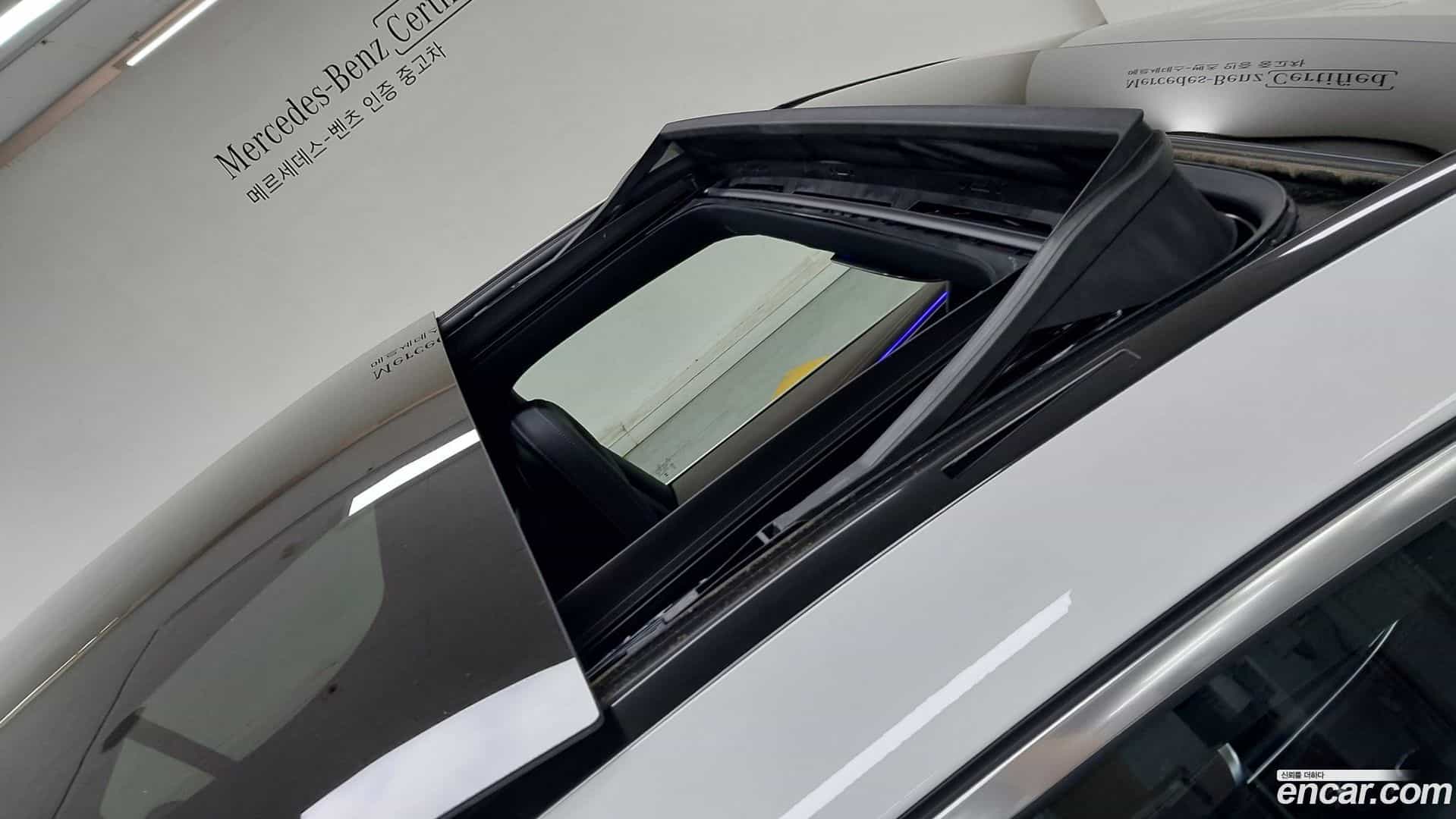 EQE Mercedes-Benz 2023.6-OPTION-016