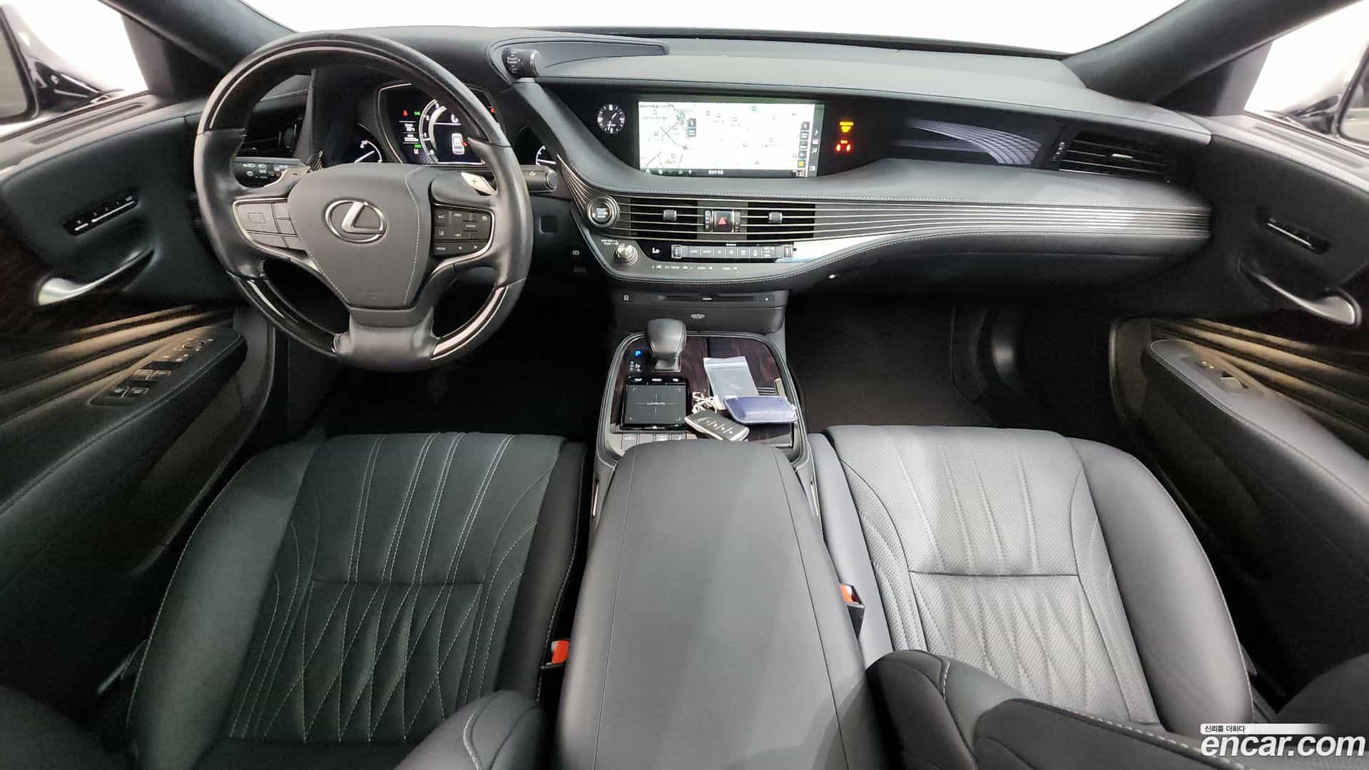 LS Lexus 2019.5-INNER-007