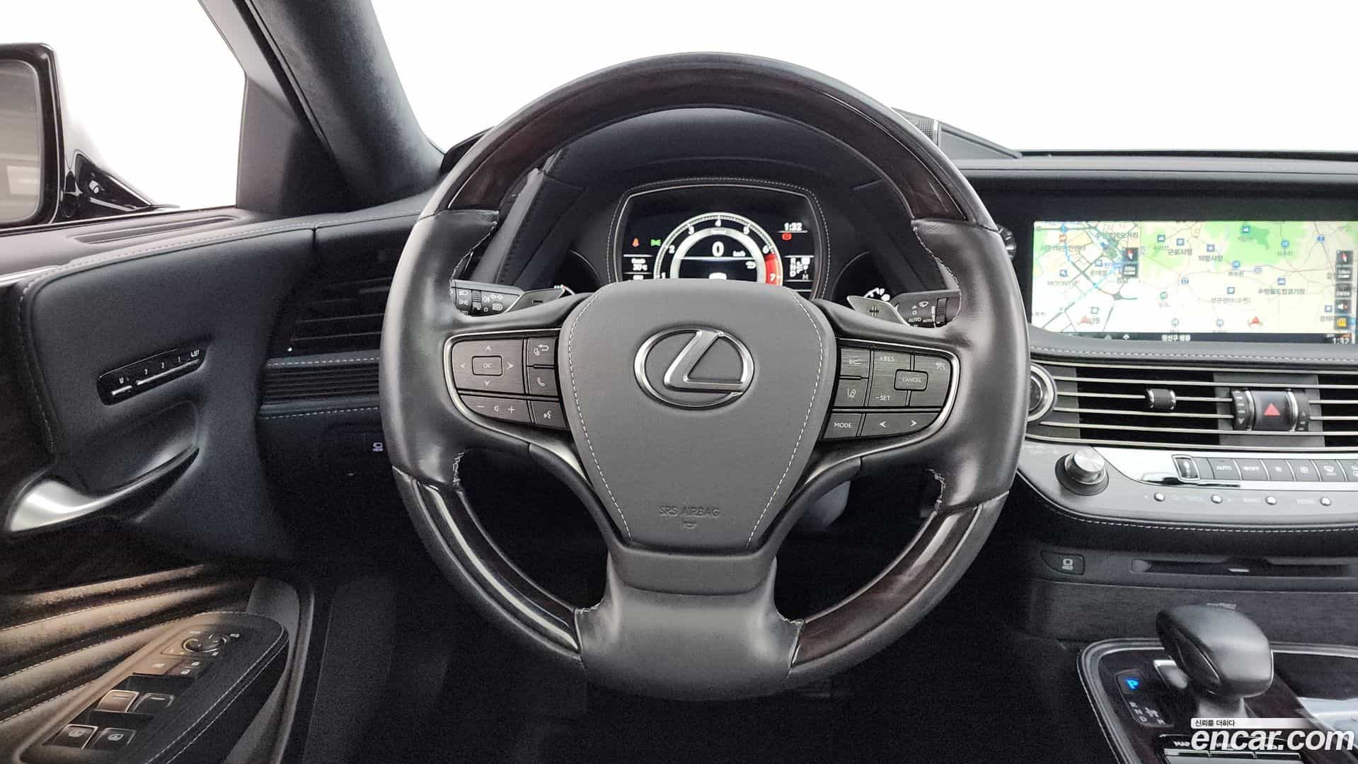 LS Lexus 2019.5-OPTION-017