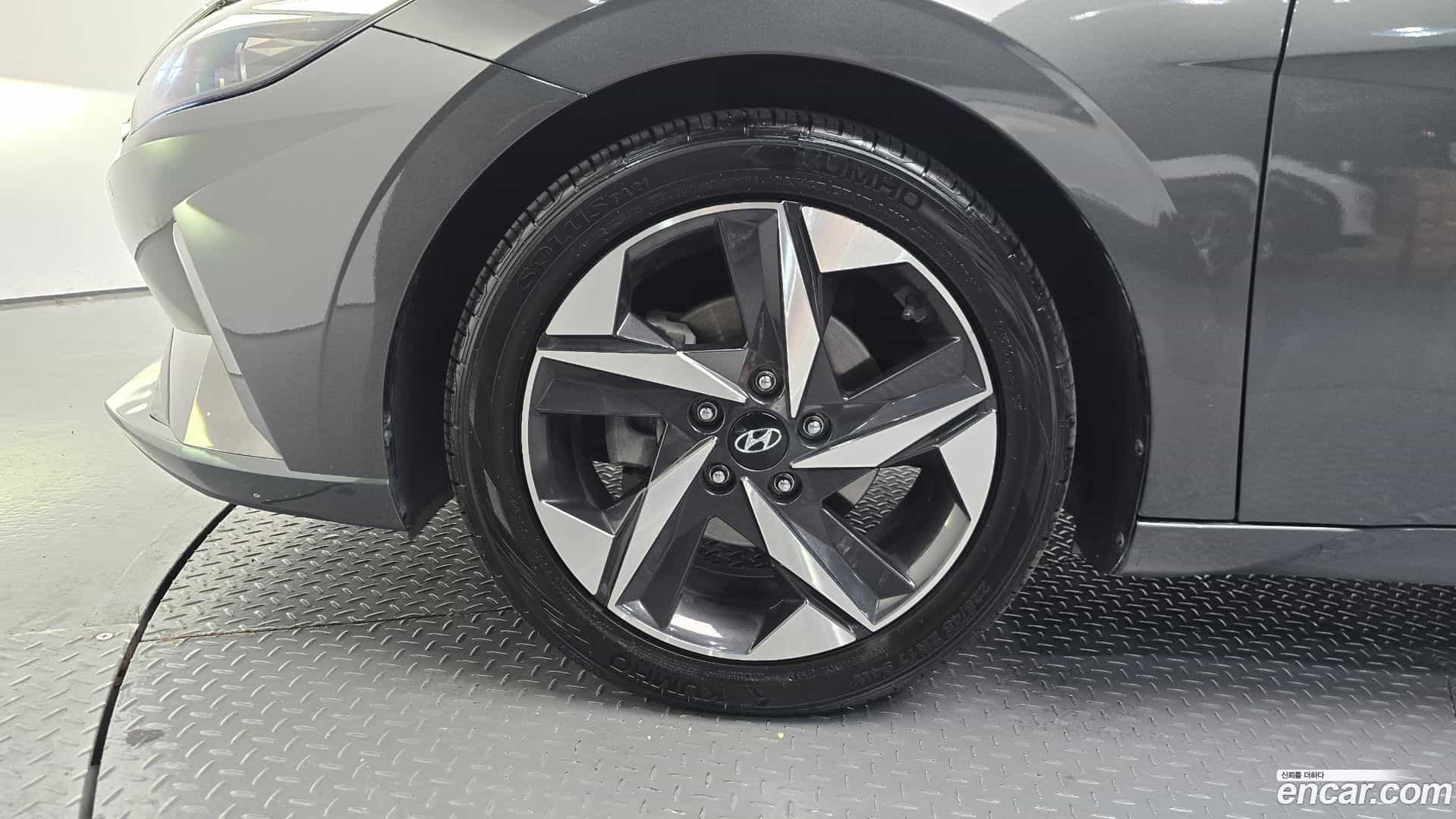 AVANTE Hyundai 2021.1-OUTER-005