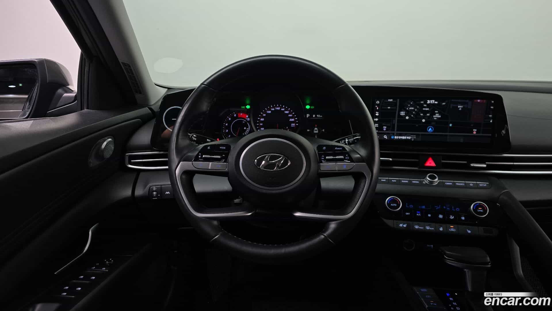 AVANTE Hyundai 2021.1-OPTION-016