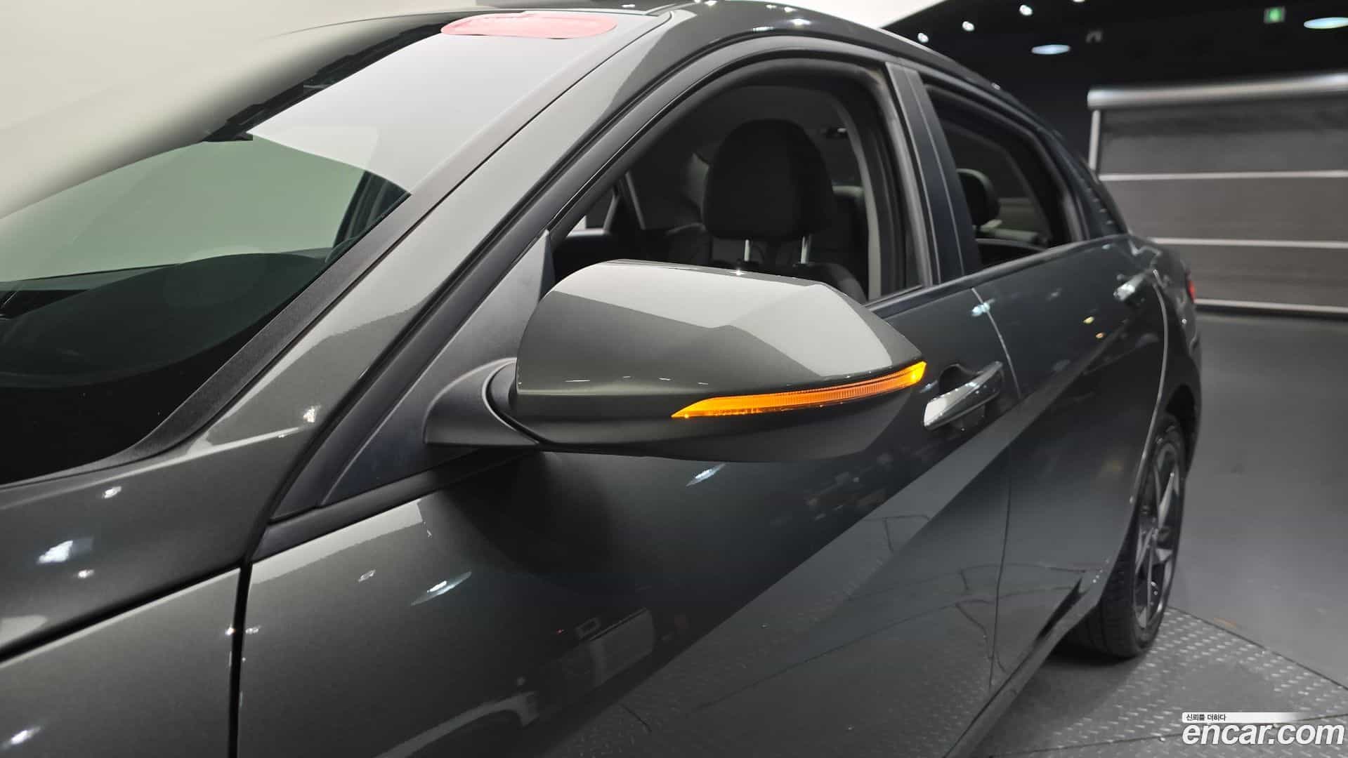 AVANTE Hyundai 2021.1-OPTION-041