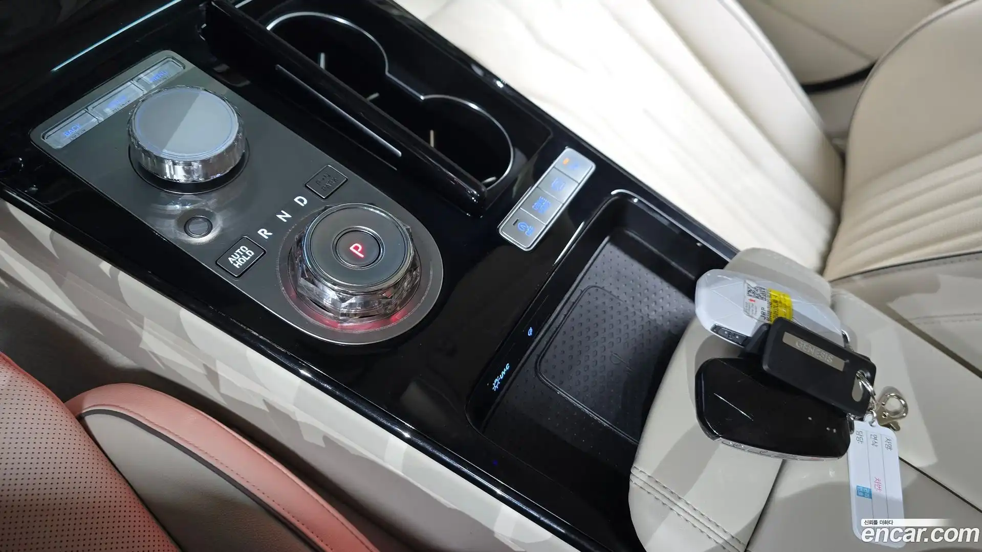 G80 Genesis 2025.10-INNER-009