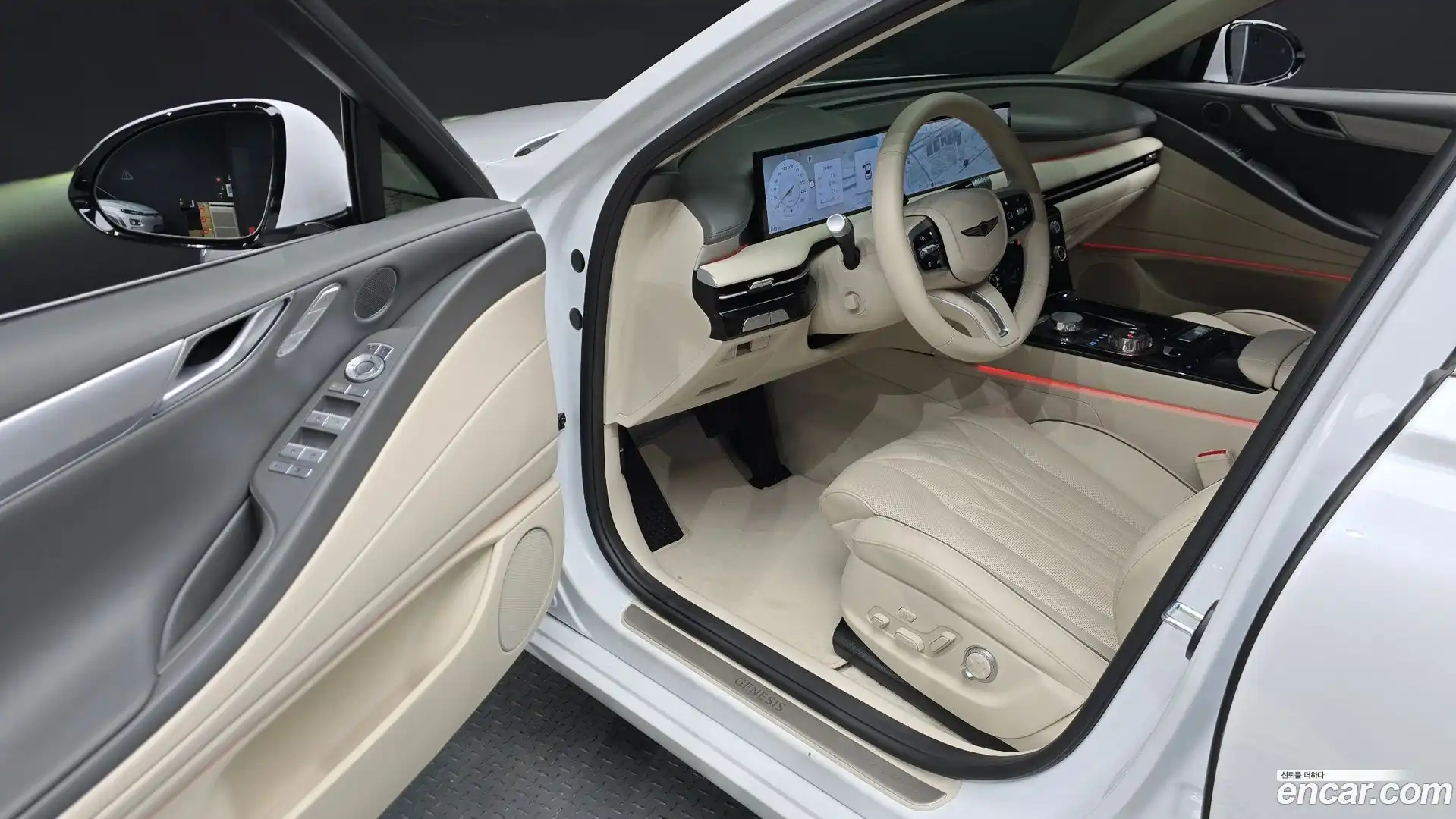 G80 Genesis 2025.10-INNER-010