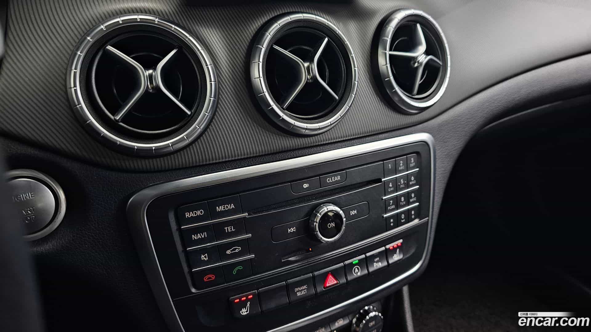 CLA-Class Mercedes-Benz 2016.3-OPTION-019