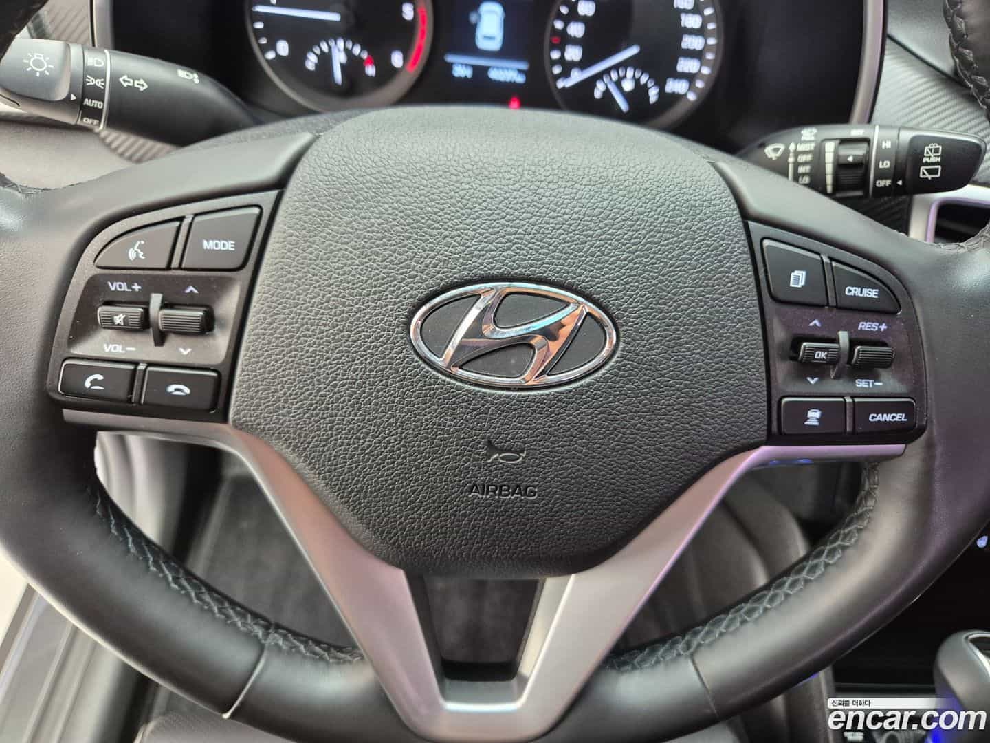 Tucson Hyundai 2019.7-OPTION-017