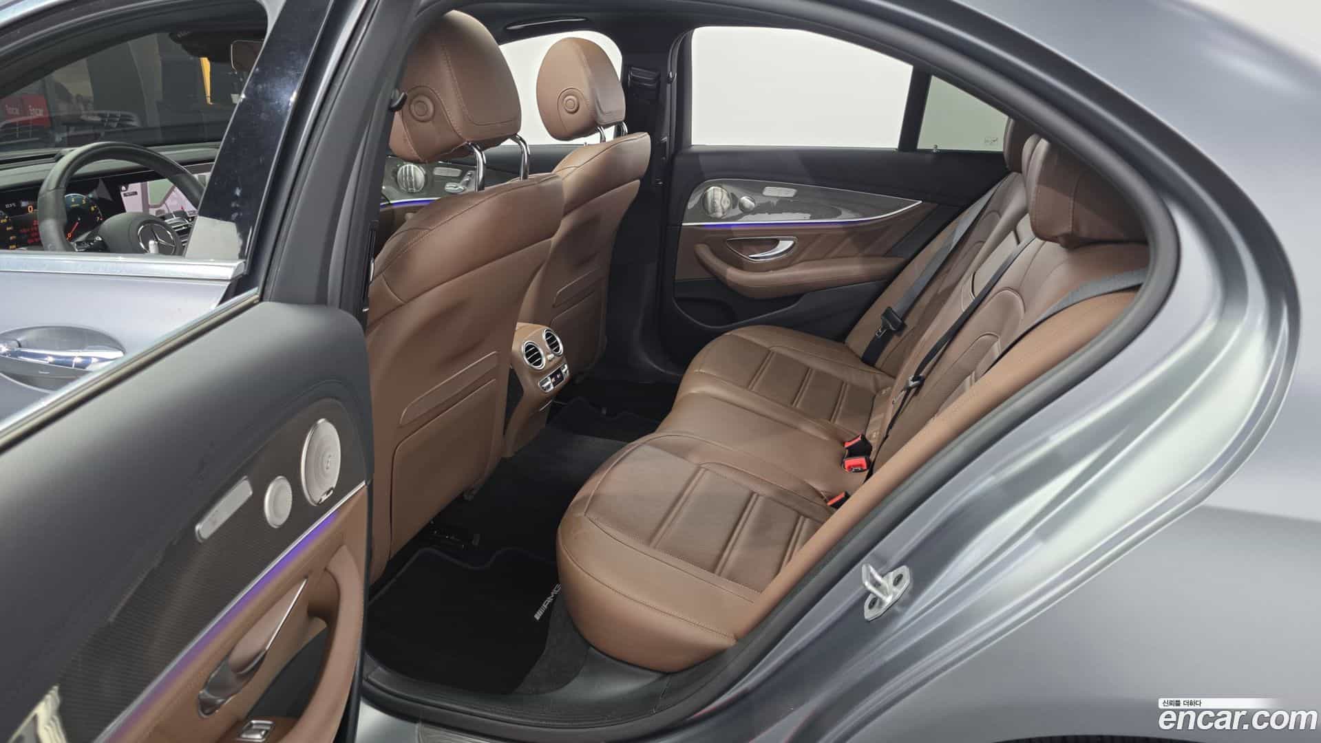E-Class Mercedes-Benz 2021.3-OPTION-015