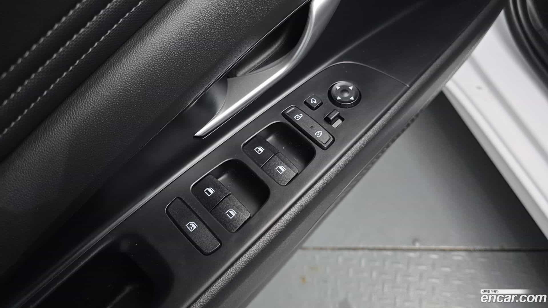 AVANTE Hyundai 2021.8-OPTION-023