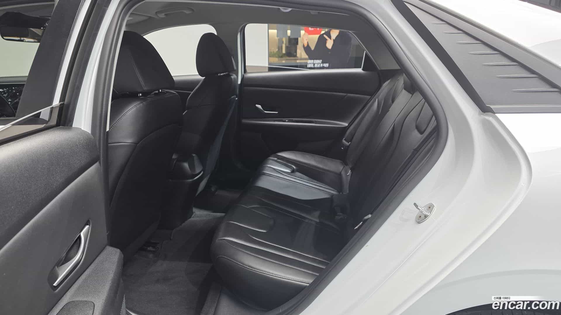 AVANTE Hyundai 2021.8-INNER-036