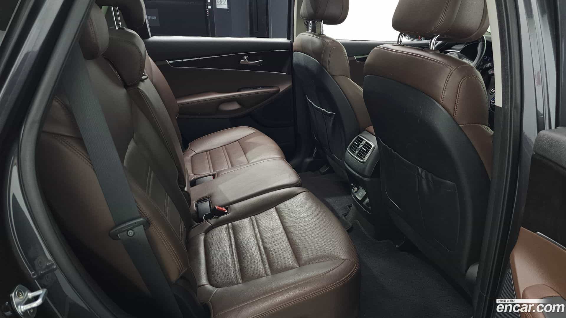Sorento Kia 2016.2-OPTION-016